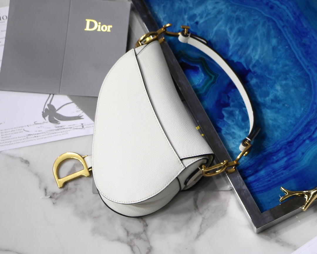 [TOP] Christian Dior Saddle Bag Grainy Calfskin Small - White