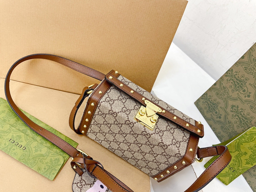 [TOP] GUCCI Mini Box Supreme Bag - Brown