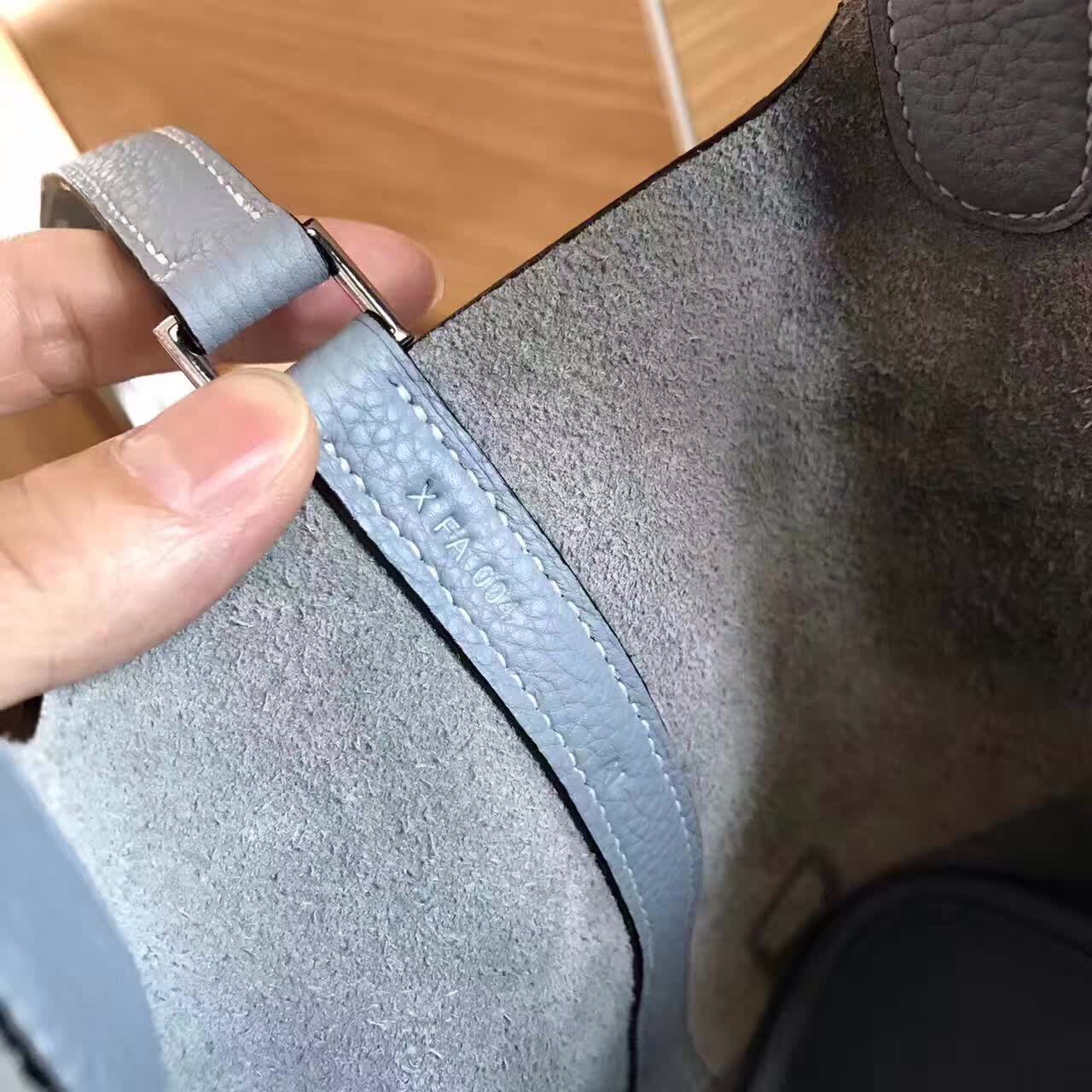 [TOP] HERMES Picotin 22cm - Bleu Pale