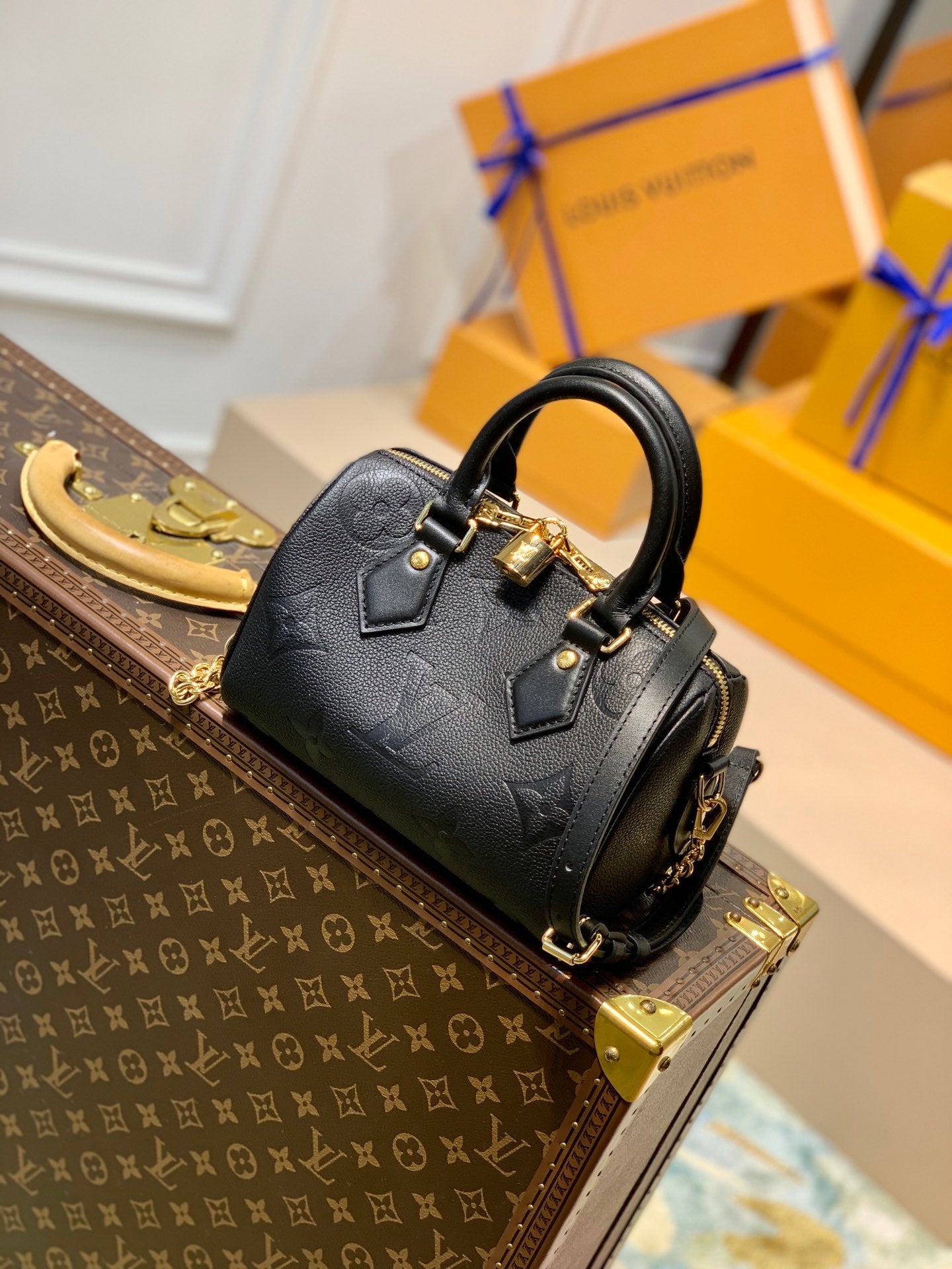 [TOP] Louis Vuitton LV Speedy Bandouliere 20  20x13.5x12cm- Black