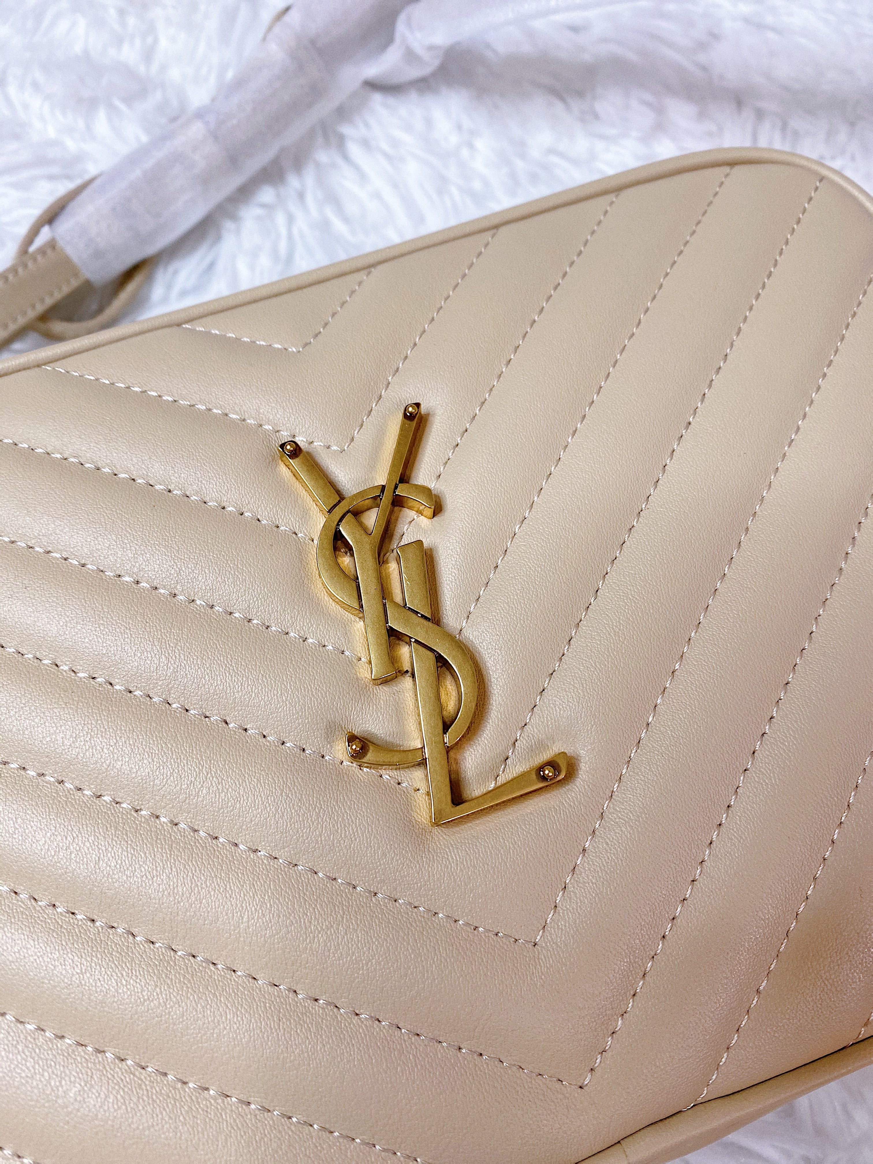 [TOP] Yves Saint Laurent YSL YSL LouLou Camera Bag - BEIGE