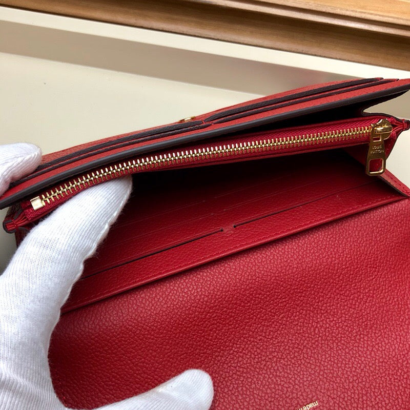 [TOP] Louis Vuitton LV  Sarah Empreinte Wallet - Red