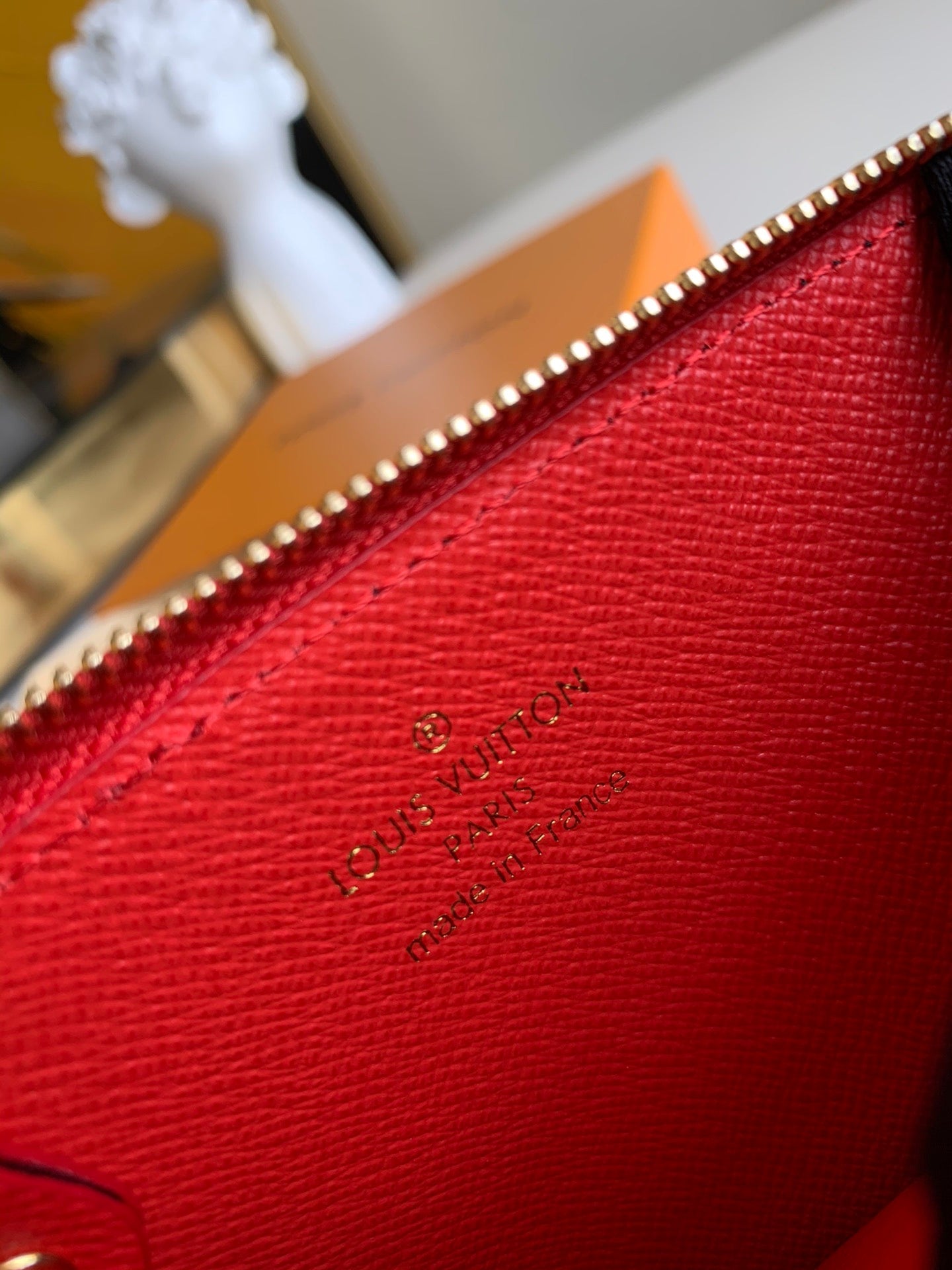 [TOP] Louis Vuitton LV LV Compact Key Wallet - Monogram