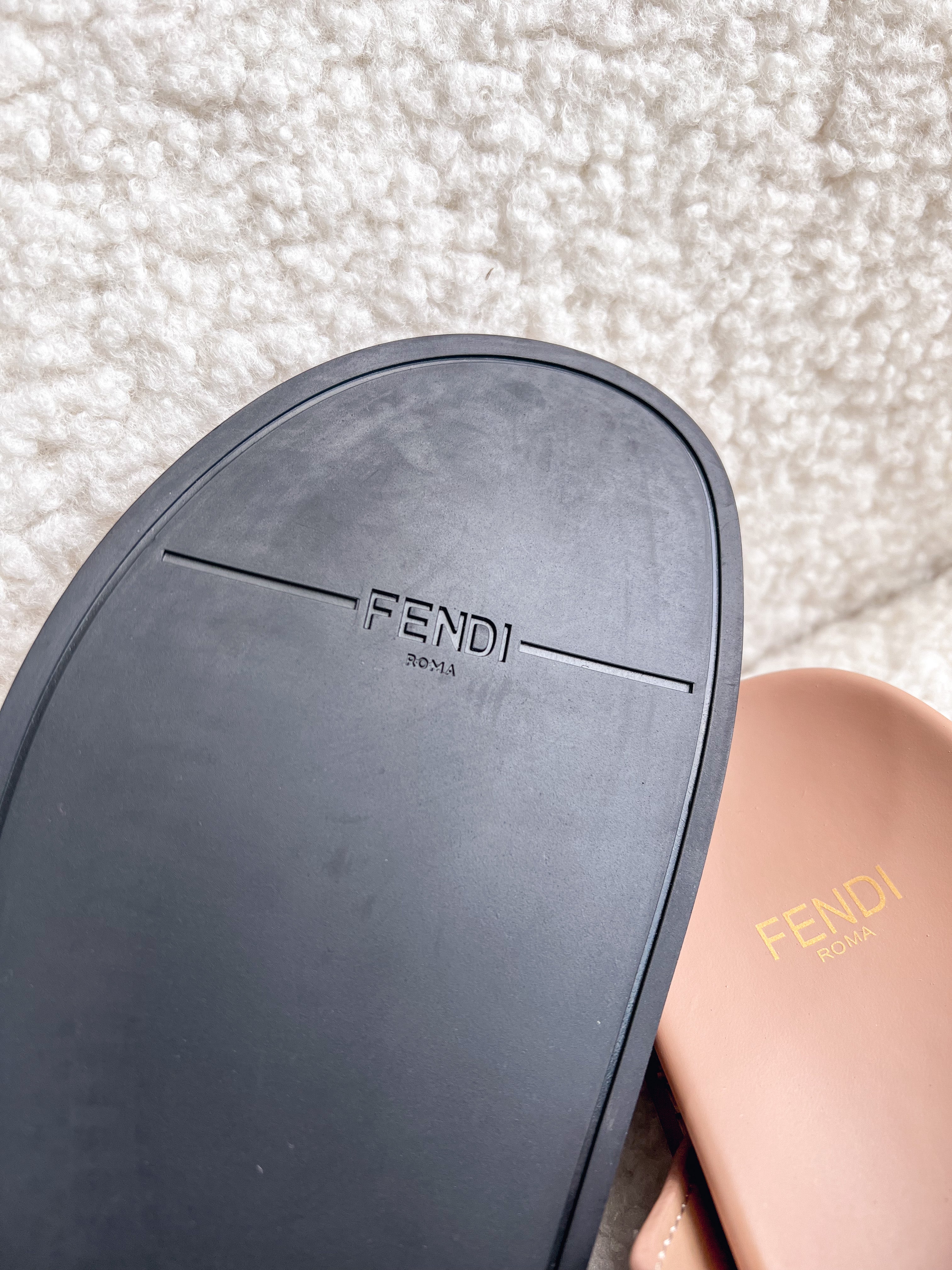 [TOP] FENDI FENDI Women Logo Canvas Flat Sandals - Brown