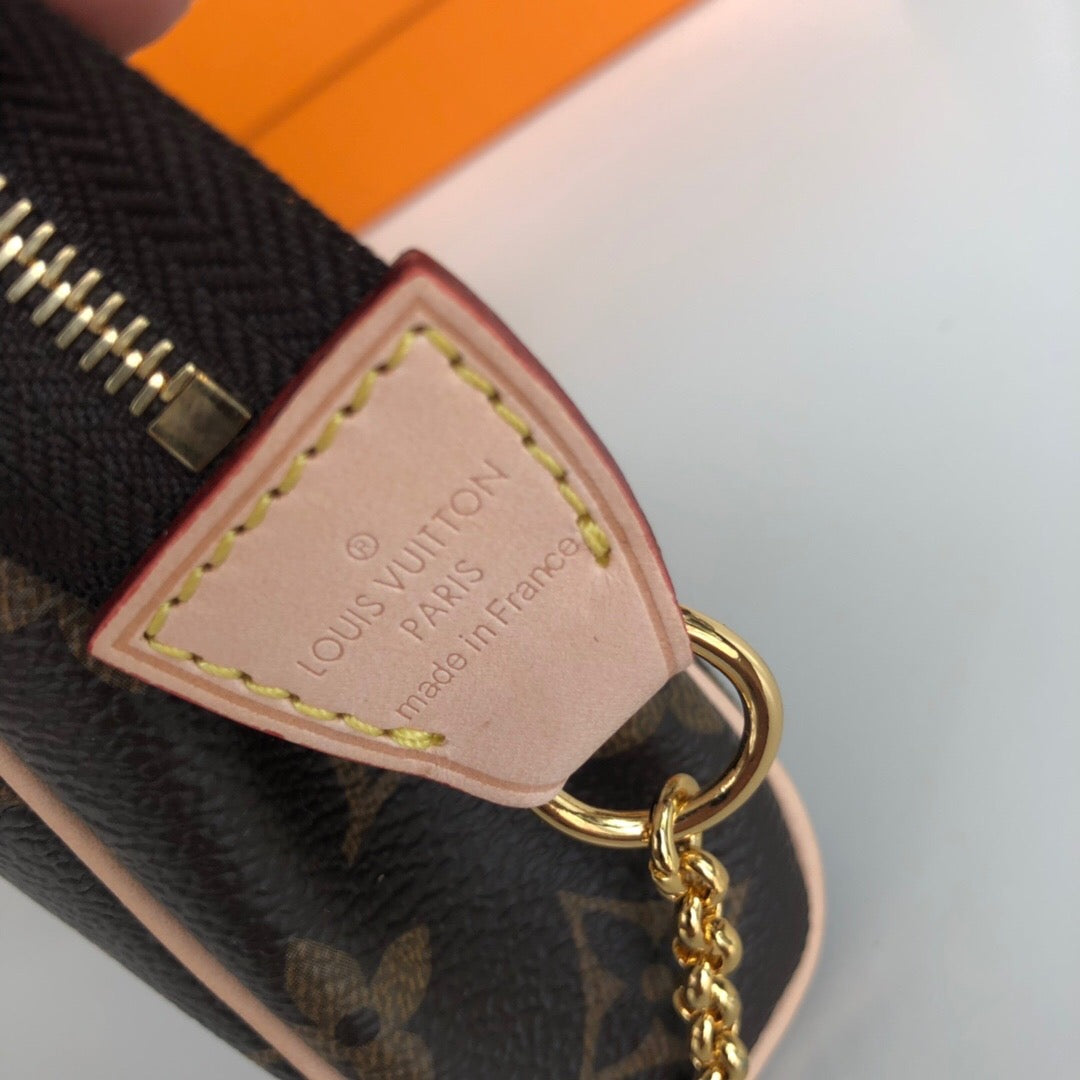 [TOP] Louis Vuitton LV L*V Eva Clutch Monogram Bag