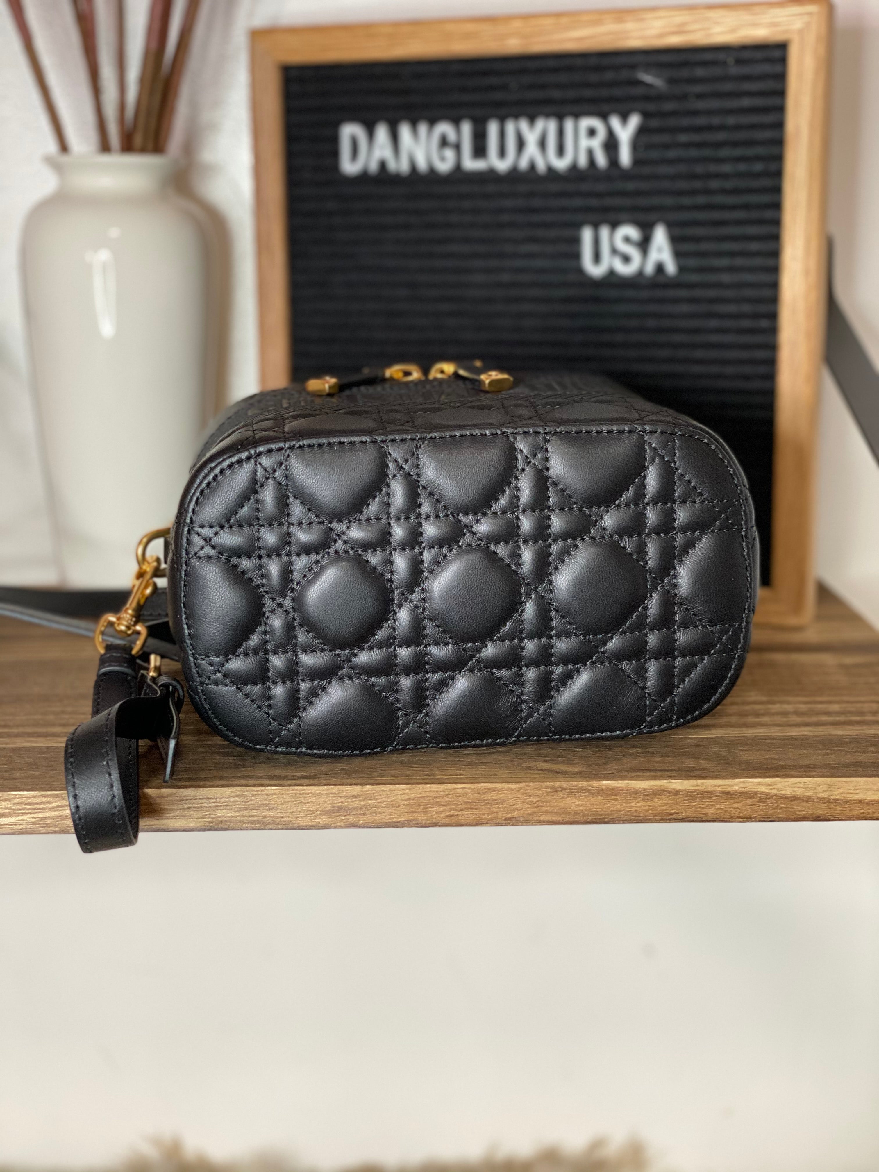 [TOP] Christian Dior Cannage Vanity Case - BLACK