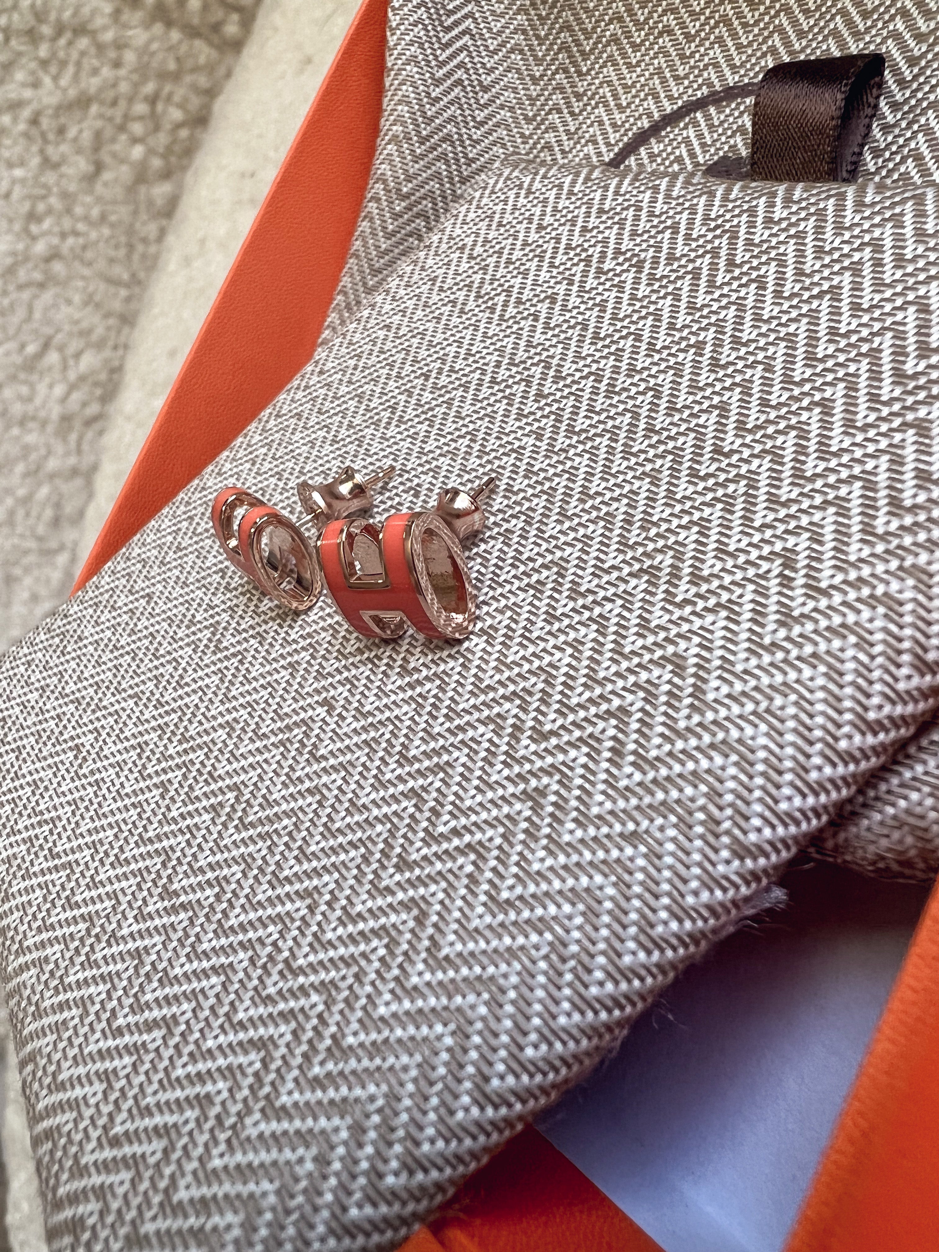 [TOP] HERMES Lacquered Mini Pop Stud Earrings - Orange