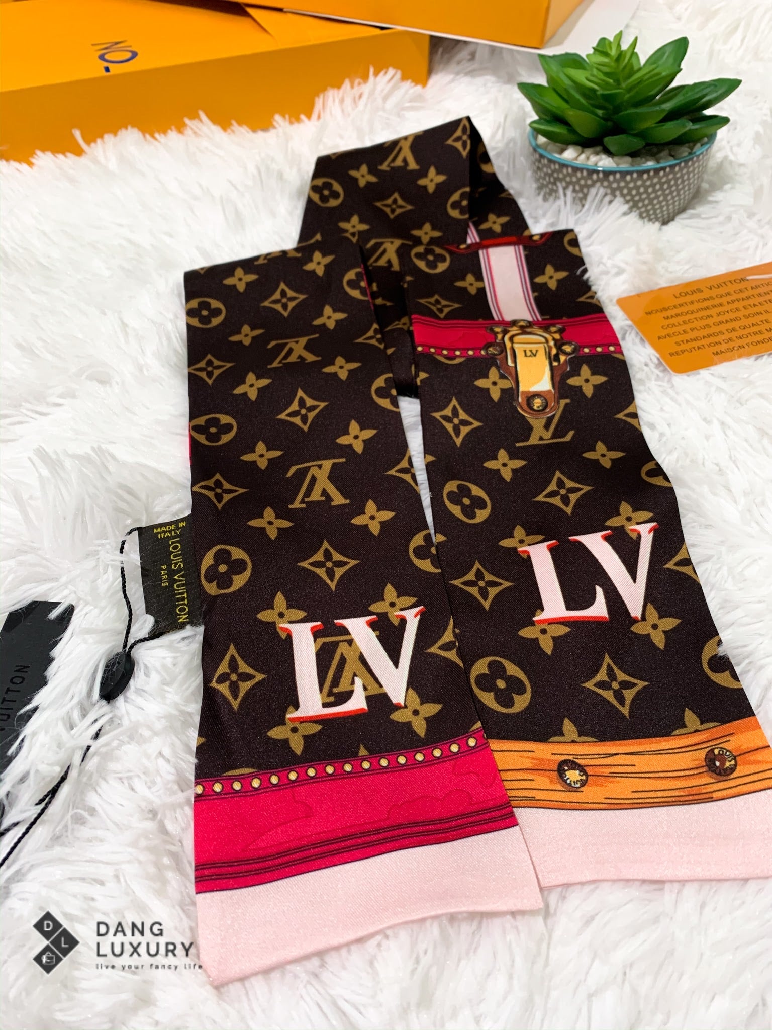 [TOP] Louis Vuitton LV Bandeau Twilly