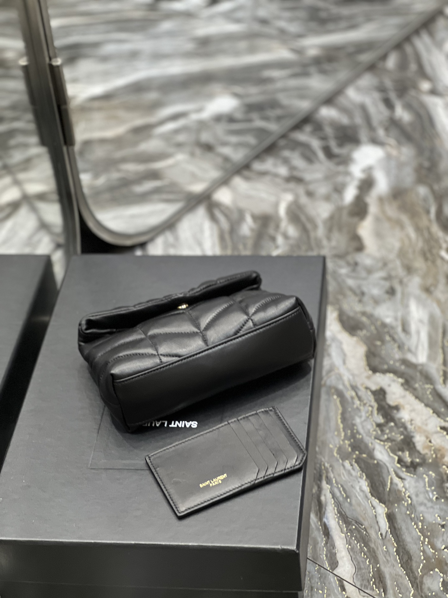 [TOP] Yves Saint Laurent YSL Loulou Puffer Handbag with Card Holder - 2 Color