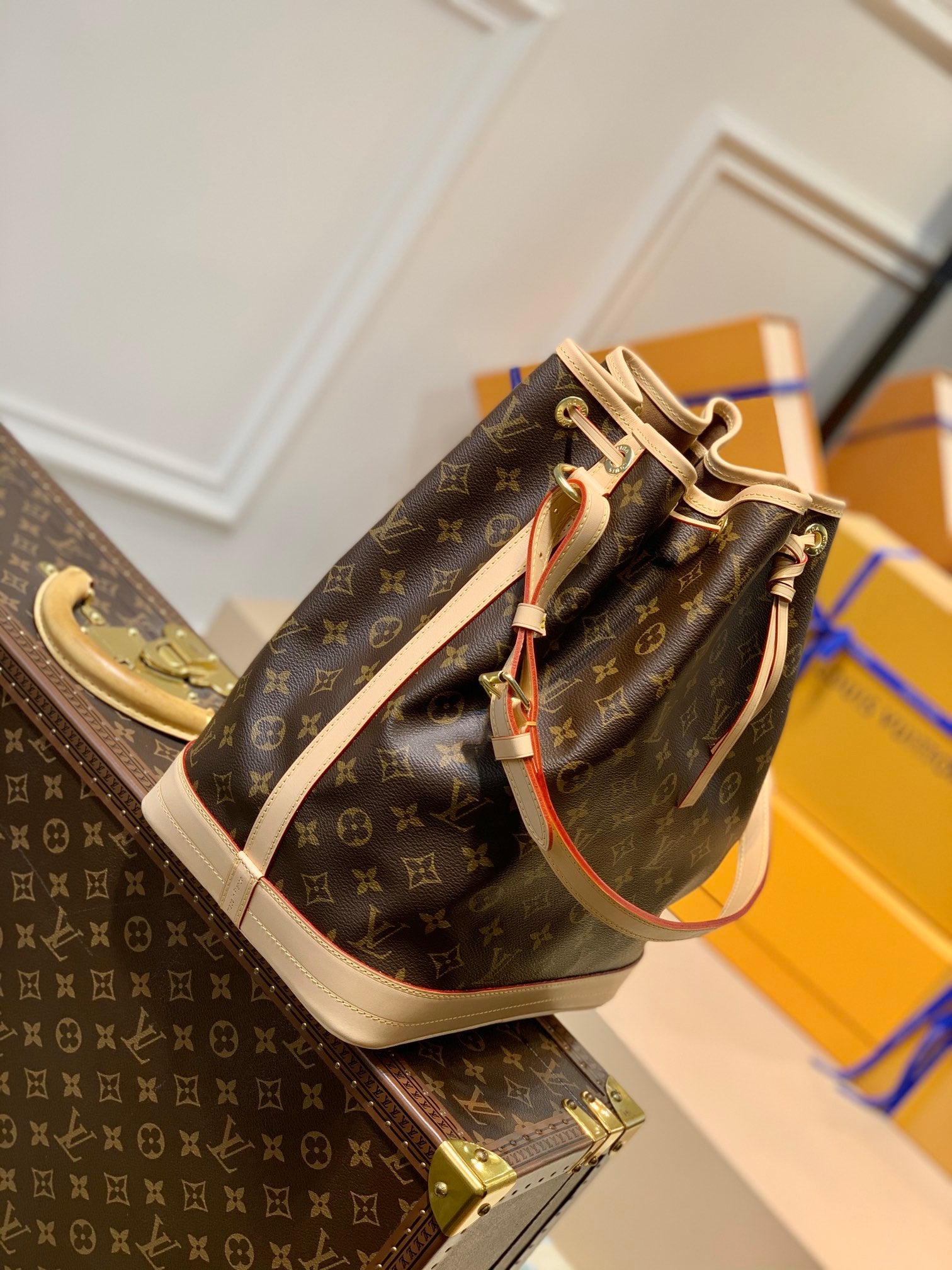 [TOP] Louis Vuitton LV Noe GM Monogram Bag 27×36×20CM - Brown