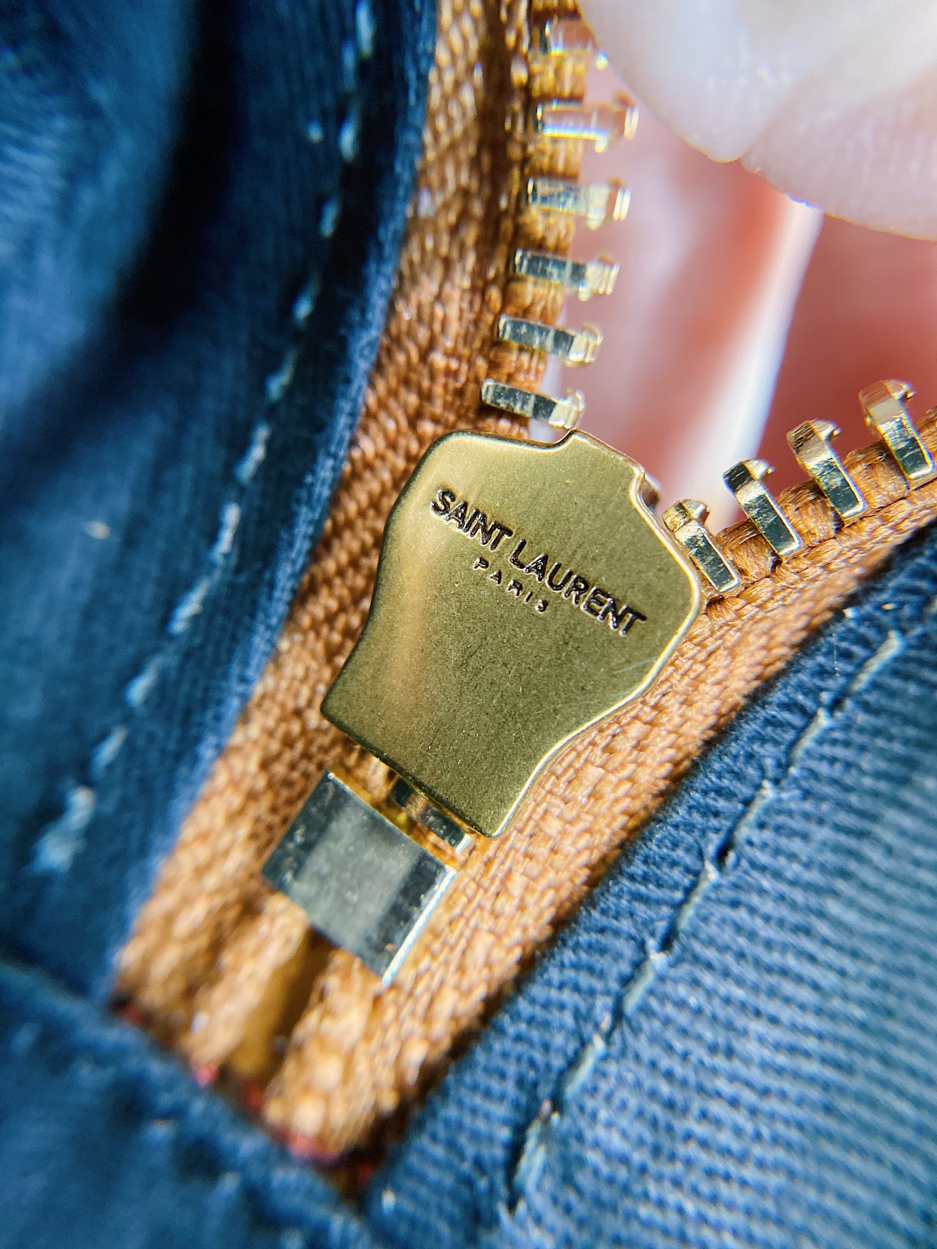 [TOP] Yves Saint Laurent YSL Loulou Camera Bag in Quilted Suede 23.5*16*7CM- BROWN