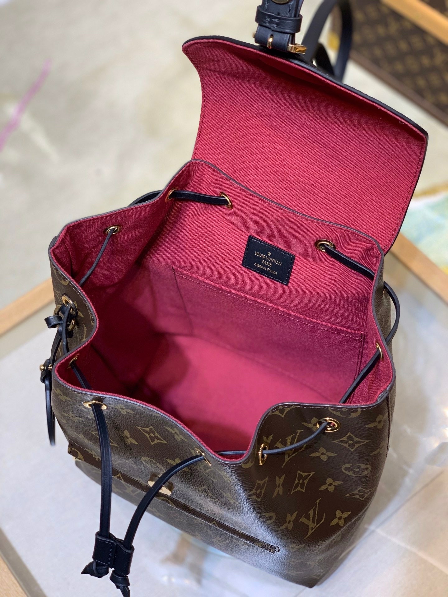 [TOP] Louis Vuitton LV Backpack Montsouris Monogram PM 27.5×33×14CM - Black