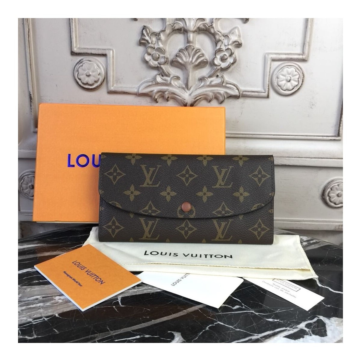 [TOP] Louis Vuitton LV Emilie Wallet Monogram Canvas