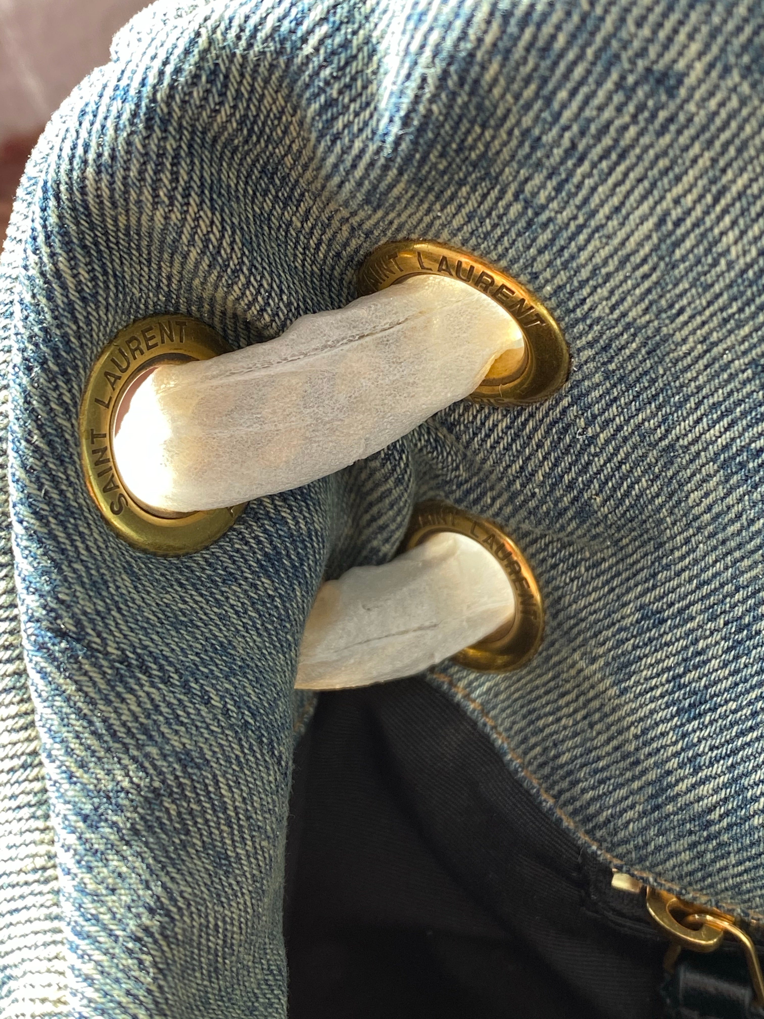 [TOP] Yves Saint Laurent YSL Loulou Small Denim Puffer Bag