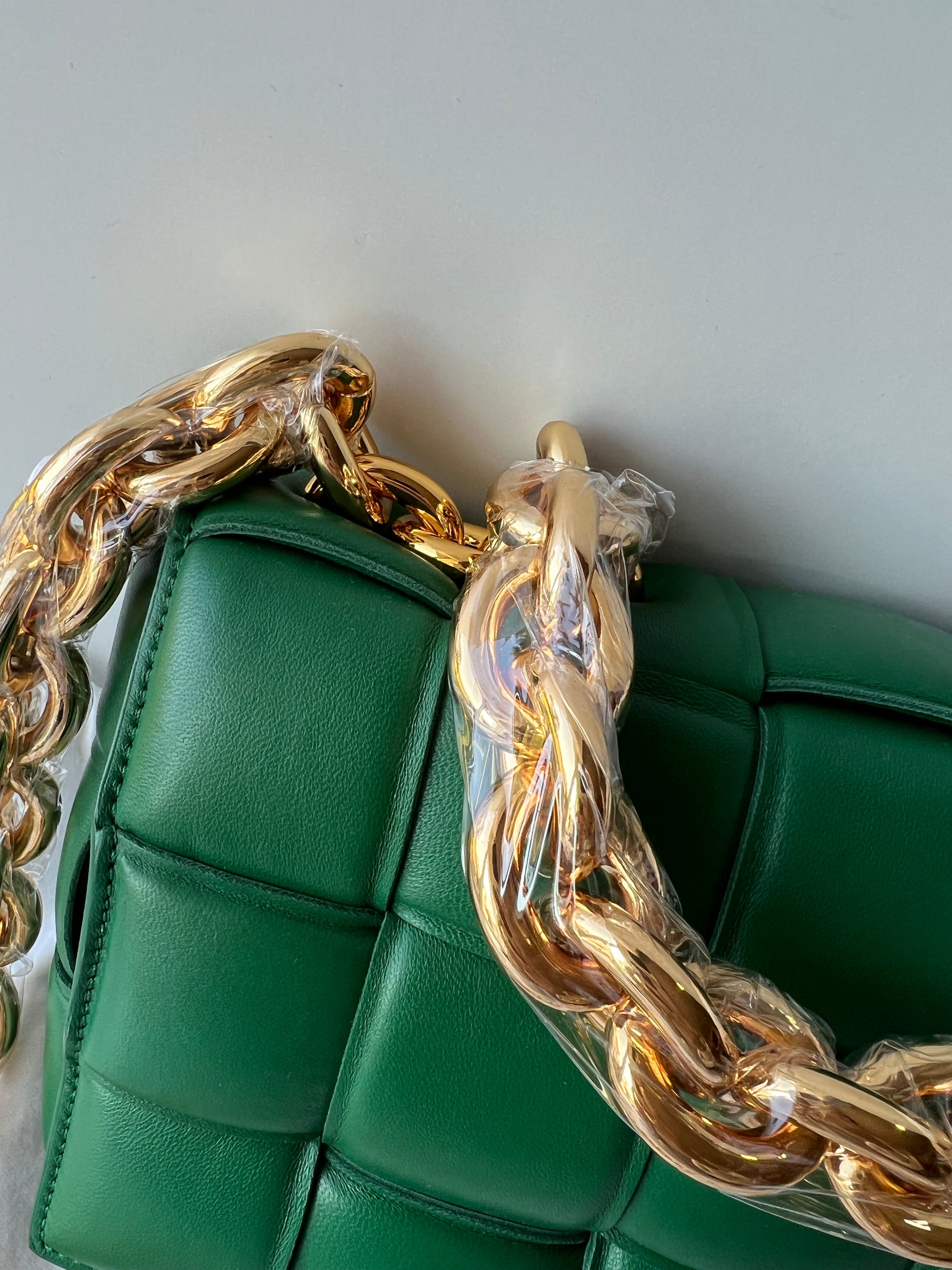 [TOP] Bottega Veneta BV Chain Cassette Bag - Dark Green