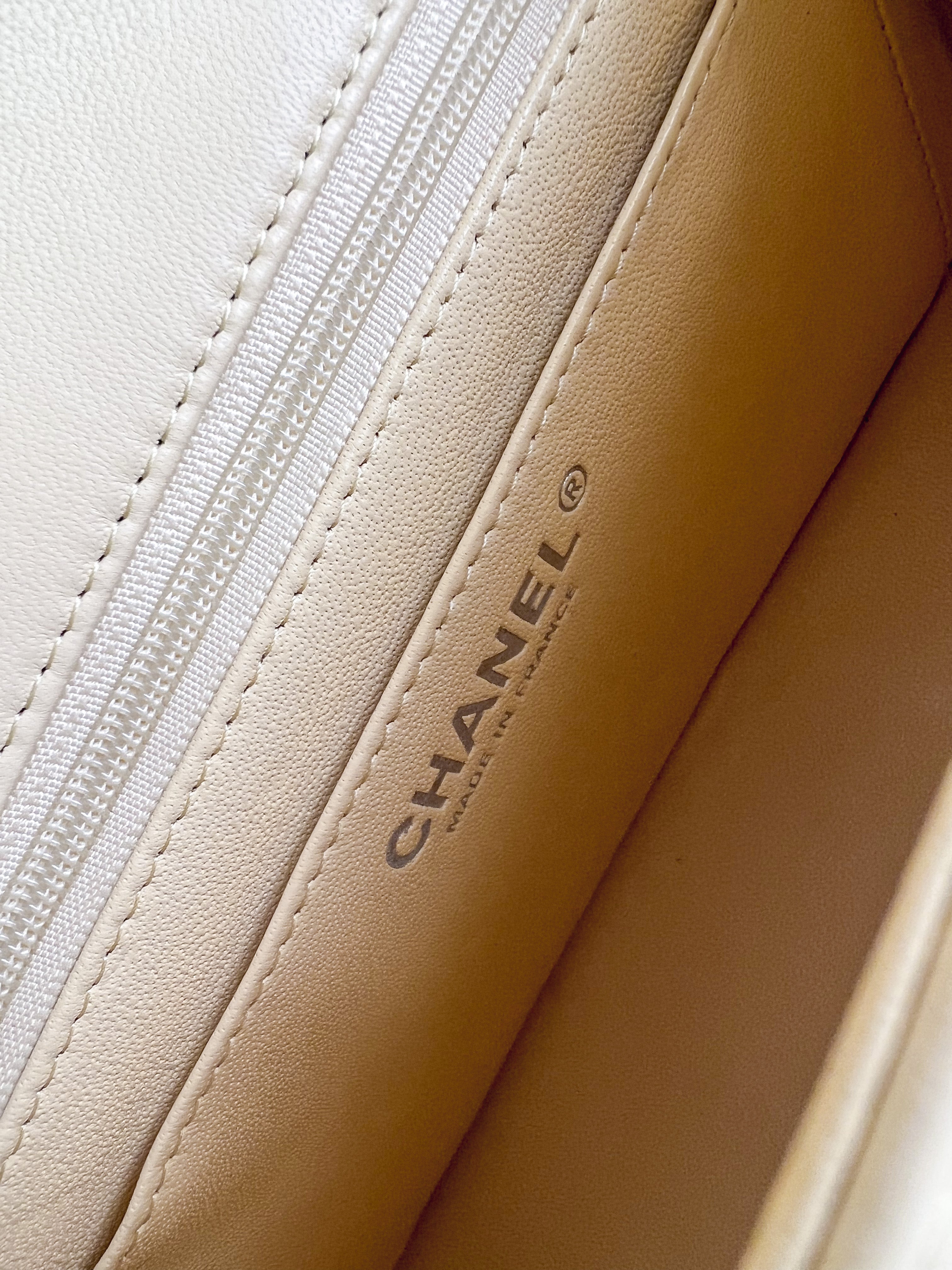 [TOP] CHANEL Classic Flap Bag Lambskin New Mini  13.5*17*8CM - Light Yellow & SHW