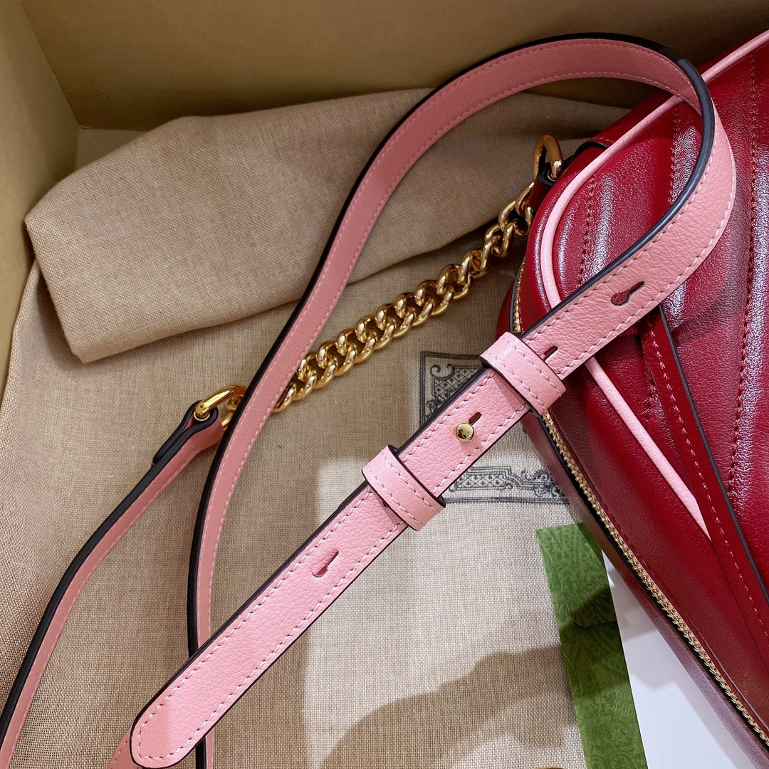 [TOP] GUCCI G*G Small Camera Marmont Sculpture Logo Bag - Cherry Red/Baby Pink
