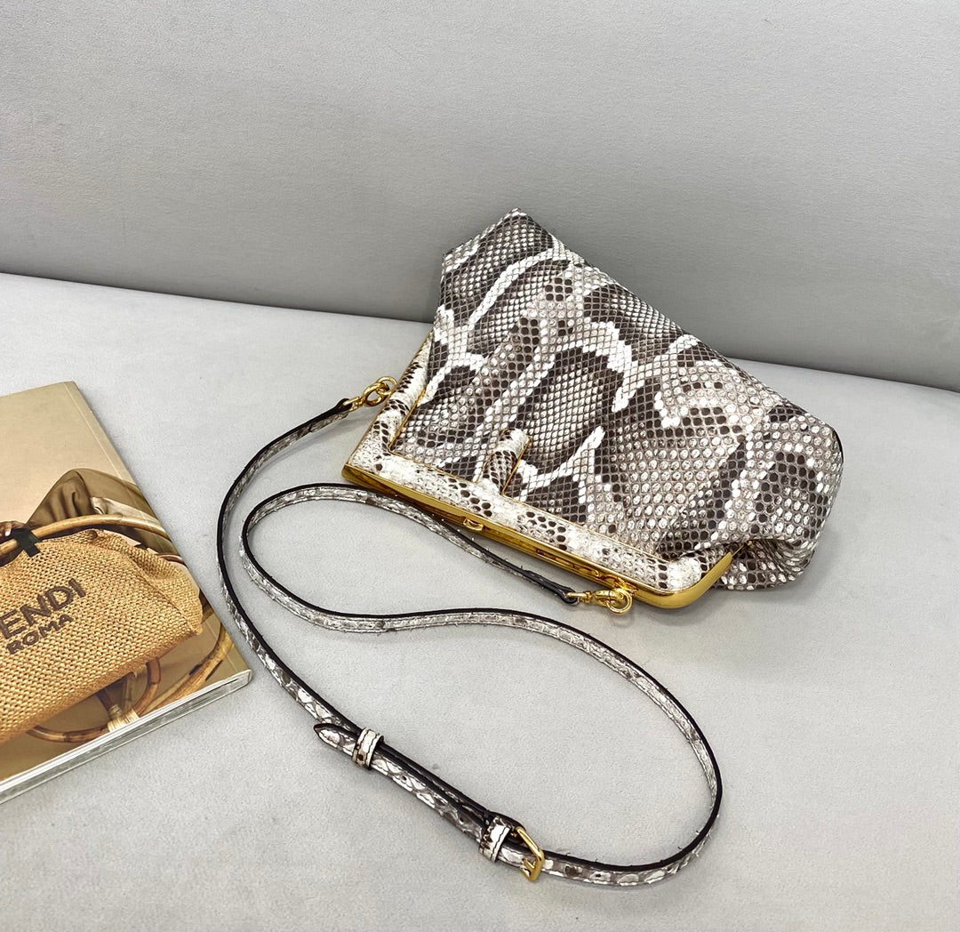[TOP] FENDI FENDI First Bag Small - True Python Skin