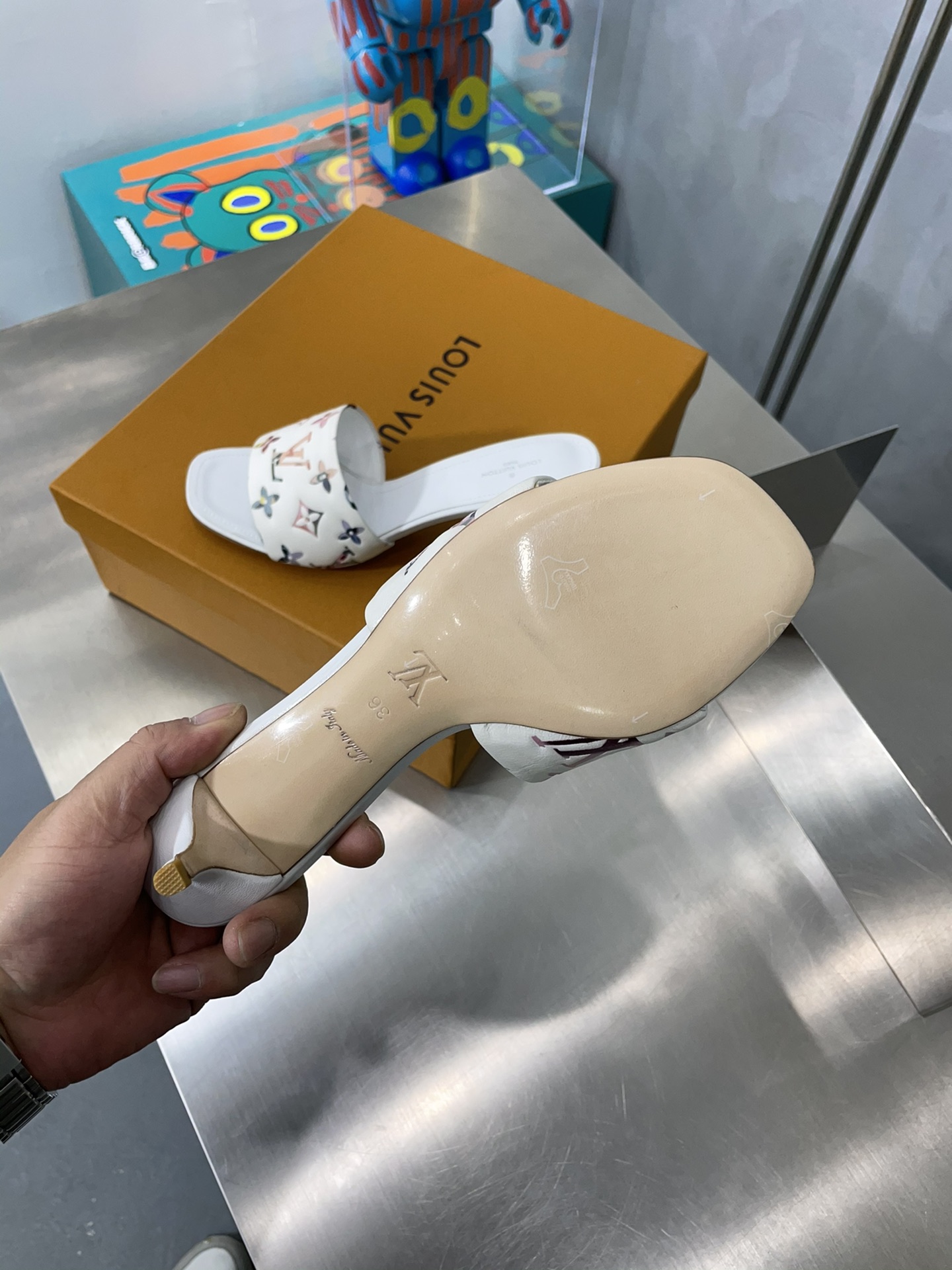 [TOP] Louis Vuitton LV Monogram High Heels - 4 Color