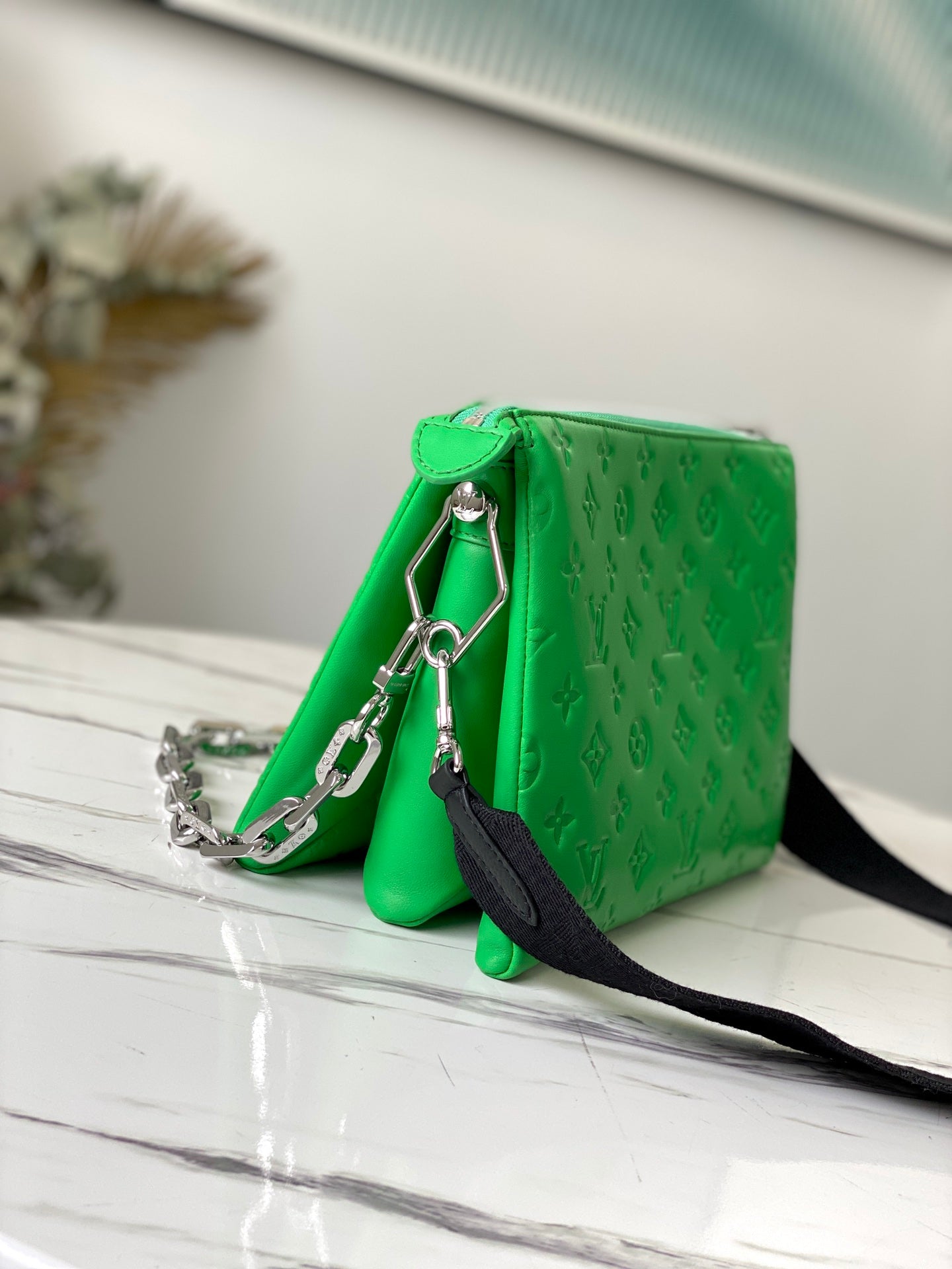 [TOP] Louis Vuitton LV £V Coussin PM Bag 26x20x12cm- Green