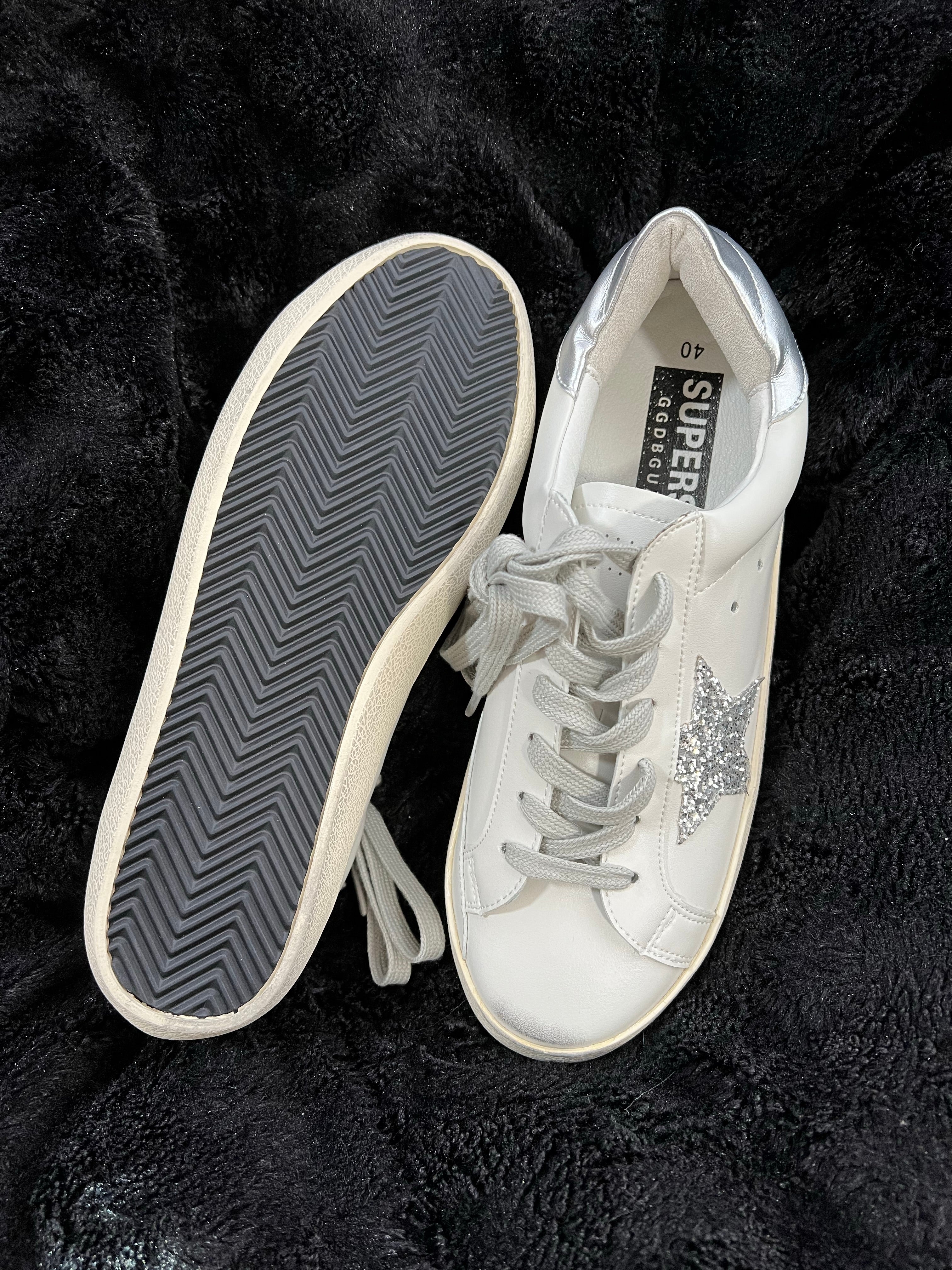 [TOP] GGDB Sneakers Low Top - White + Silver + Glitery Star