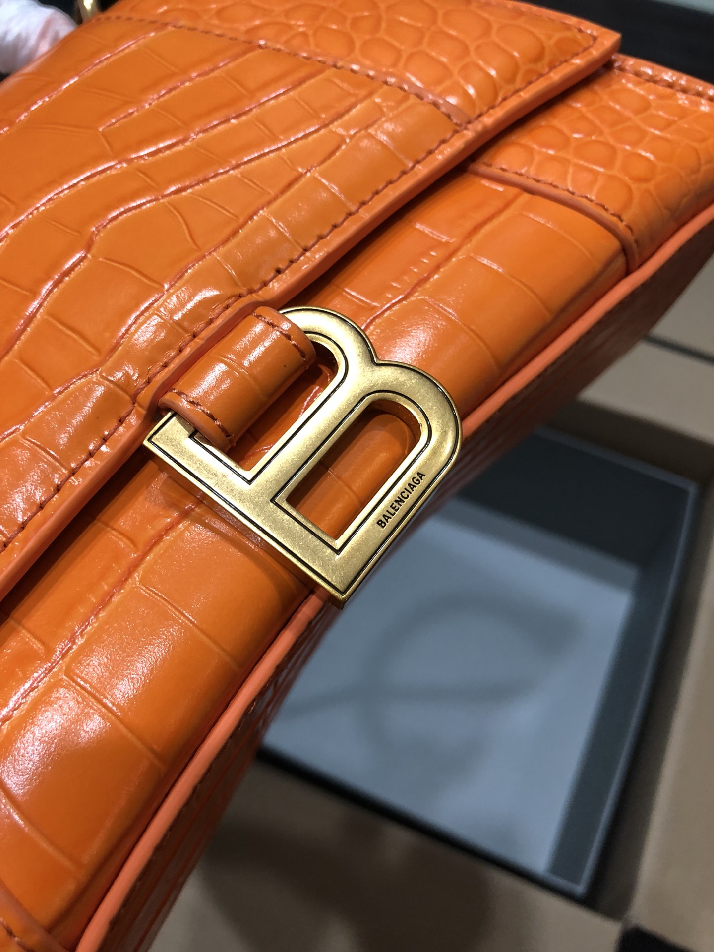 [TOP] BALENCIAGA Crocodile-Print Hourglass Bag 19/23cm - Orange
