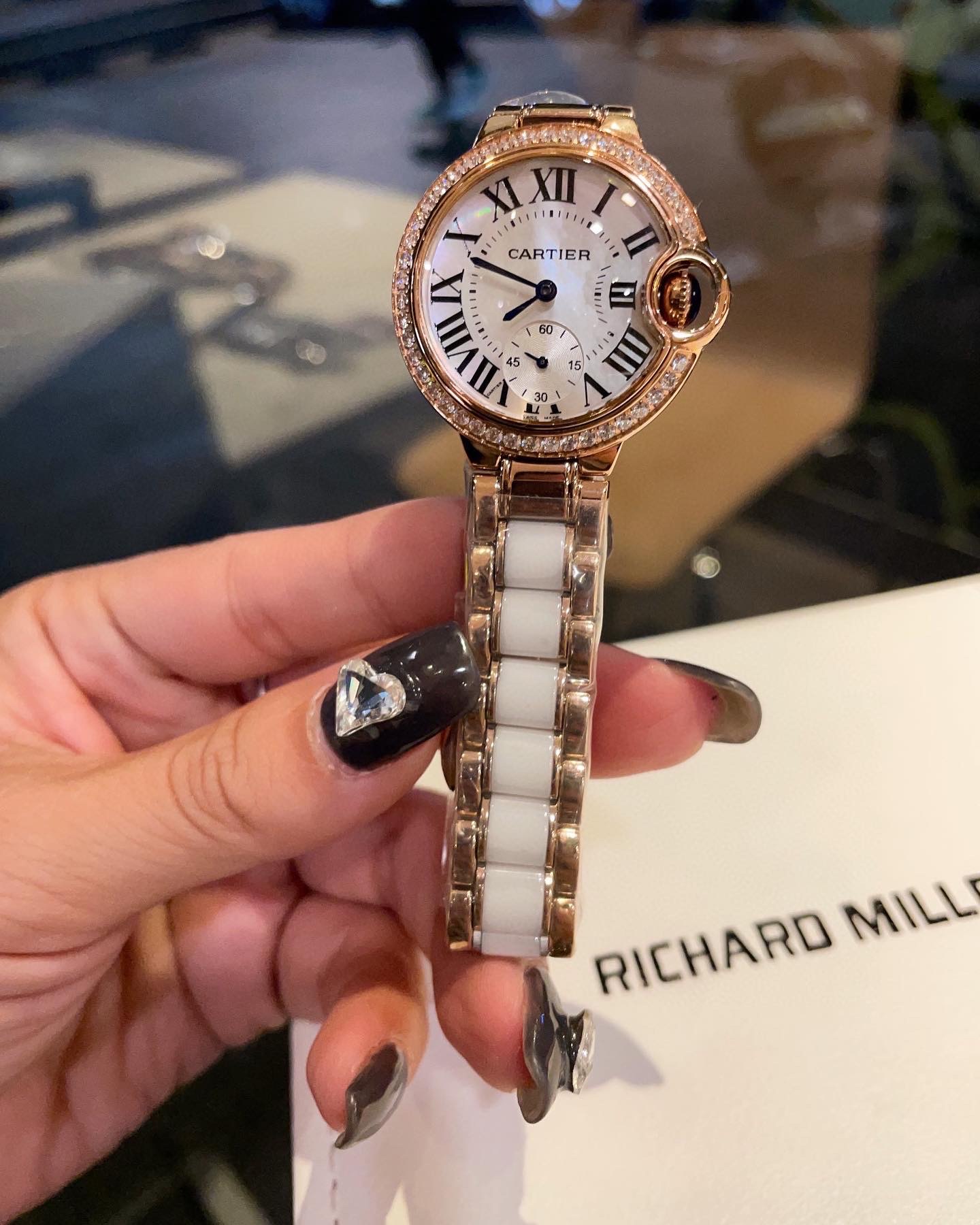 [TOP] Cartier BALLON BLEU DE CARTIER WATCH ceramic 33 mm - Diamonds/Gold