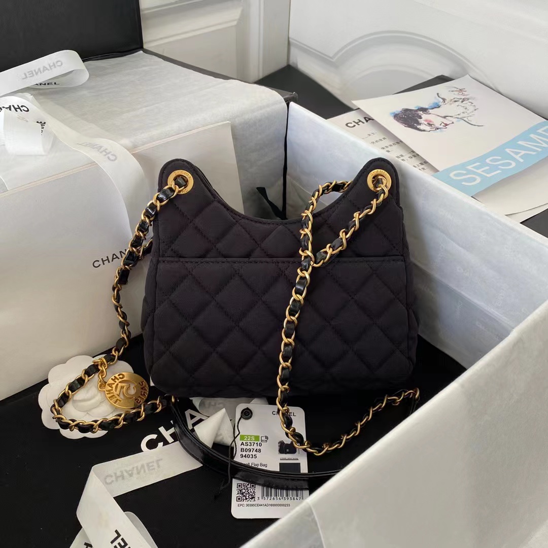[TOP] CHANEL Hobo Handbag Tweeds & Fabrics-17x19x6cm-GHW-4 colours