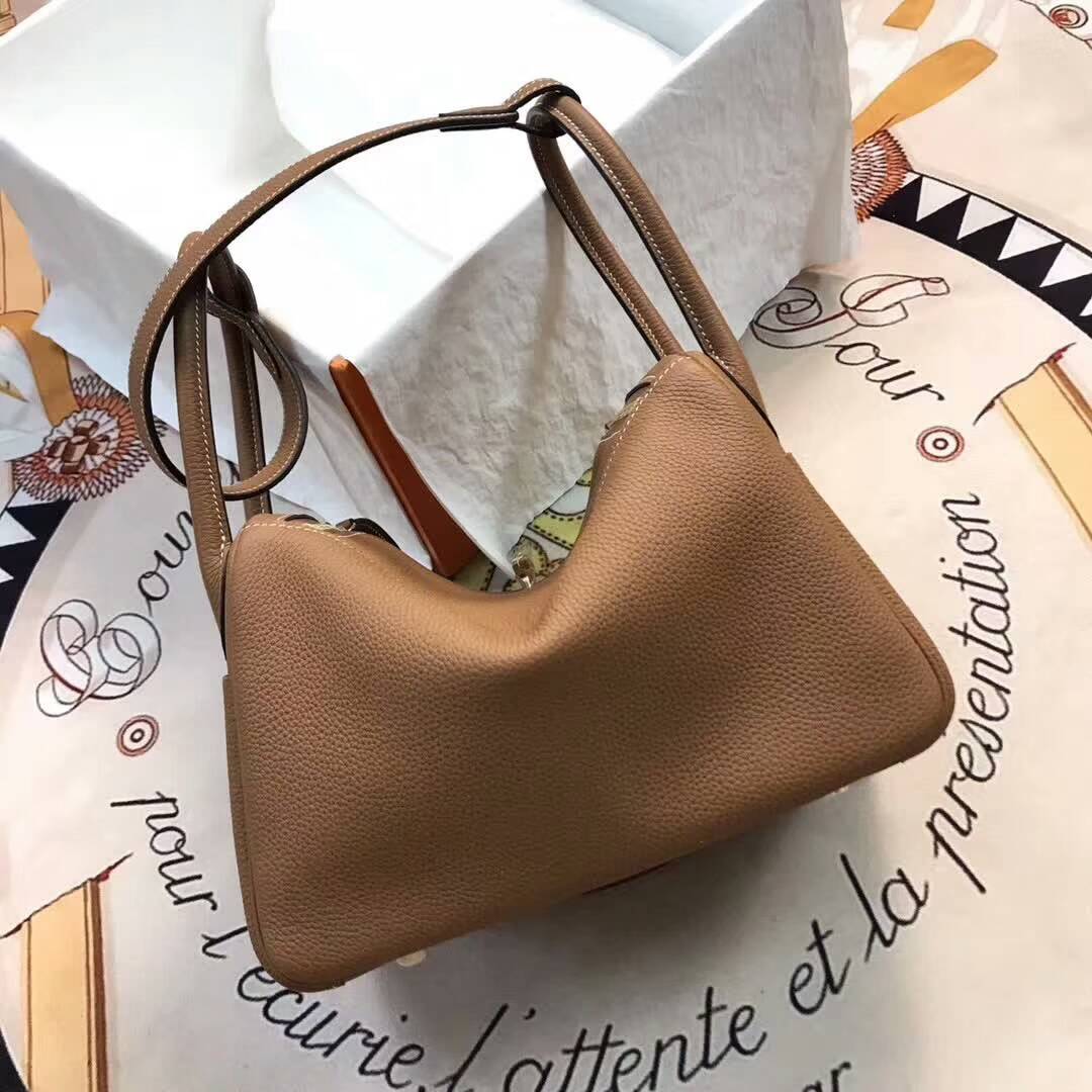 [TOP] HERMES Lindy 26cm - Gold & GHW