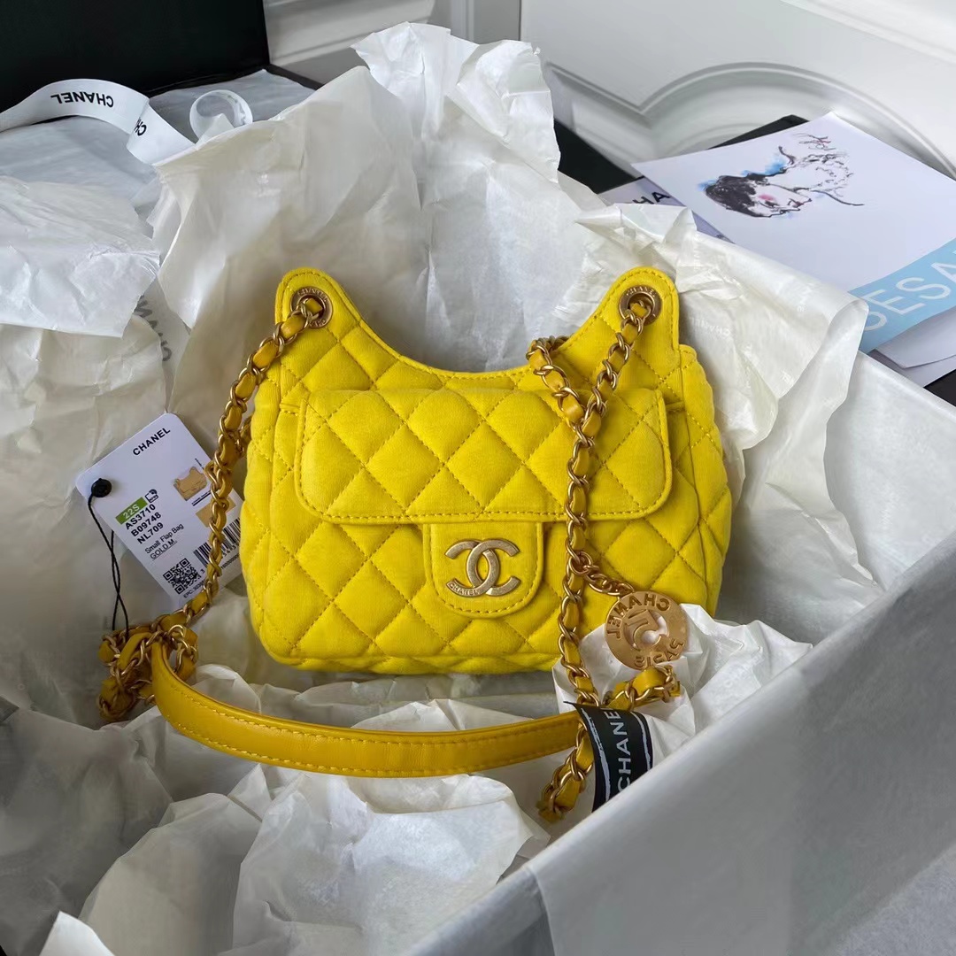 [TOP] CHANEL Hobo Handbag Tweeds & Fabrics-17x19x6cm-GHW-4 colours