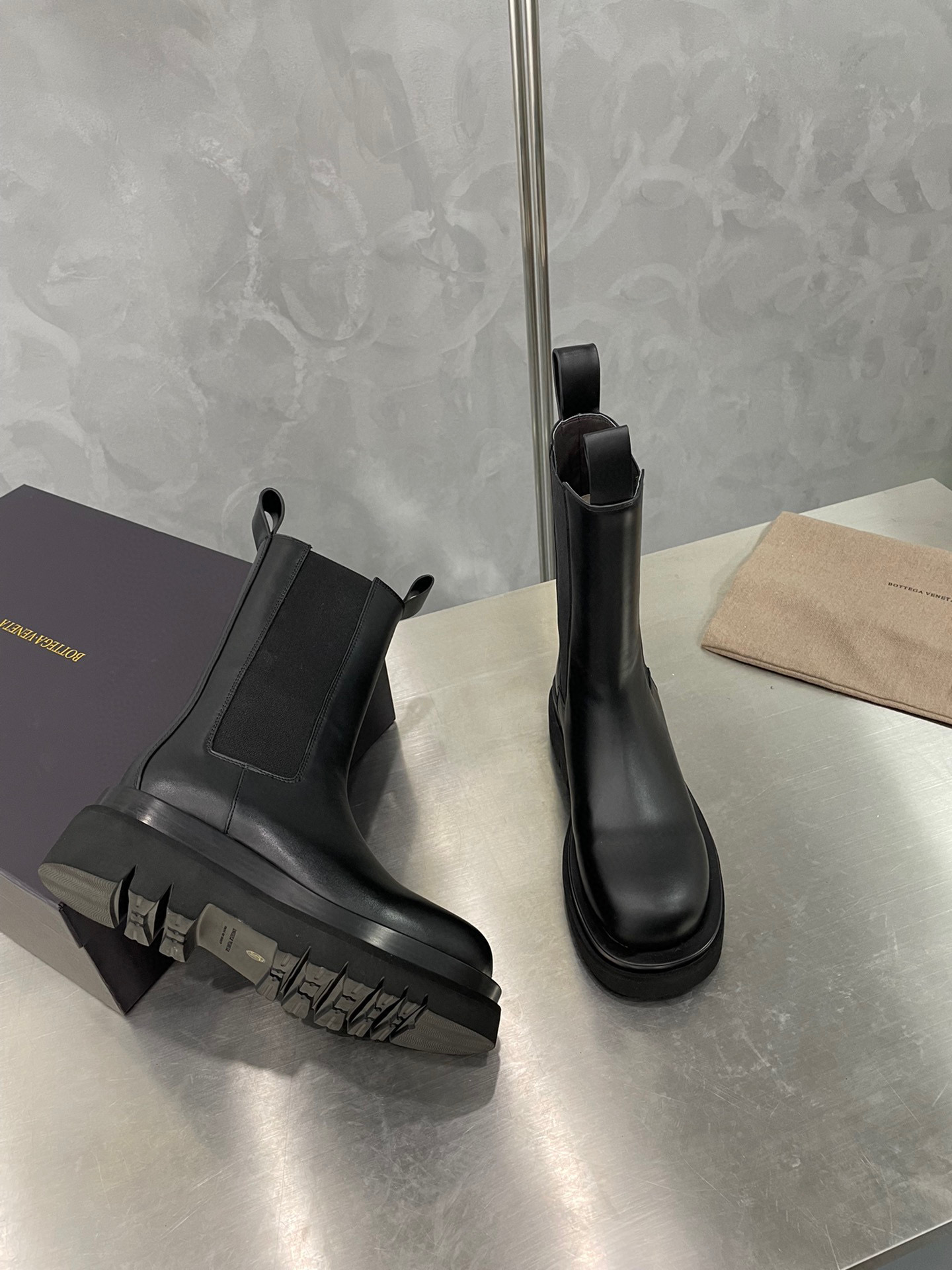 [TOP] Bottega Veneta BV Chelsea boots - Six Colours