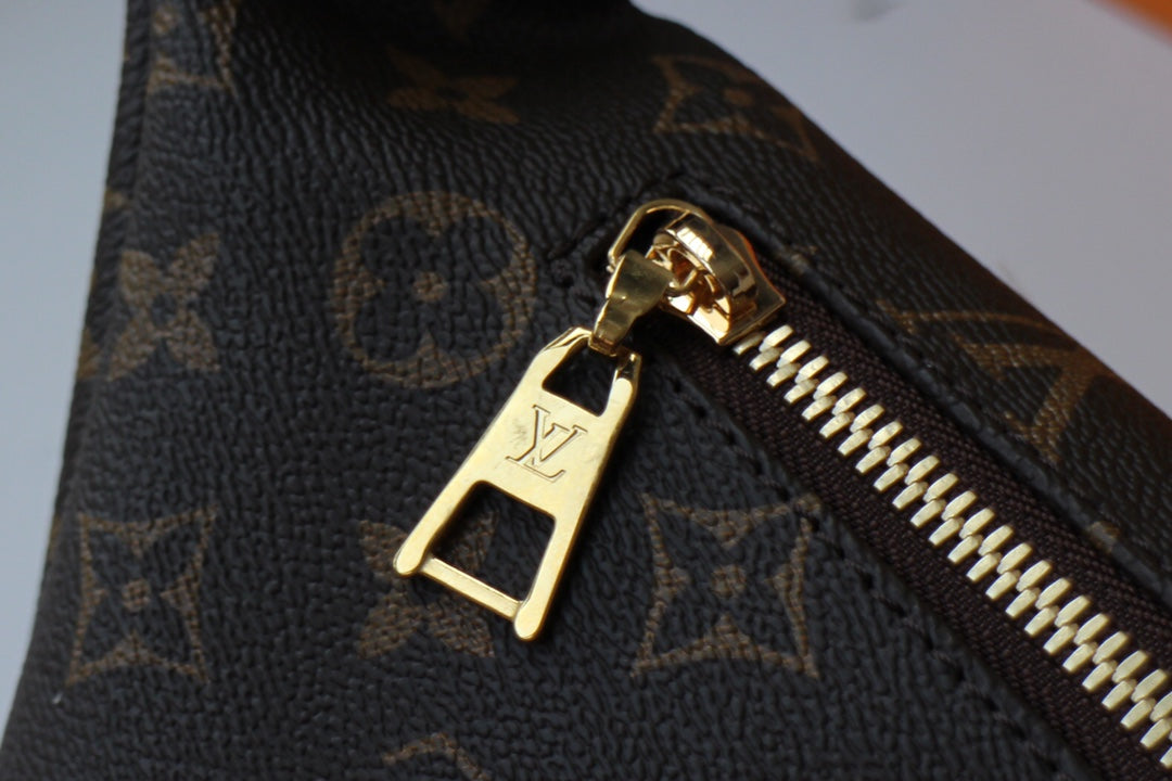 [TOP] Louis Vuitton LV Bumbag Monogram 37x14x13 cm-Brown