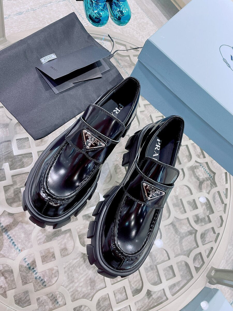 [TOP] PRADA Brushed Leather Logo Chunky Loafers- Black