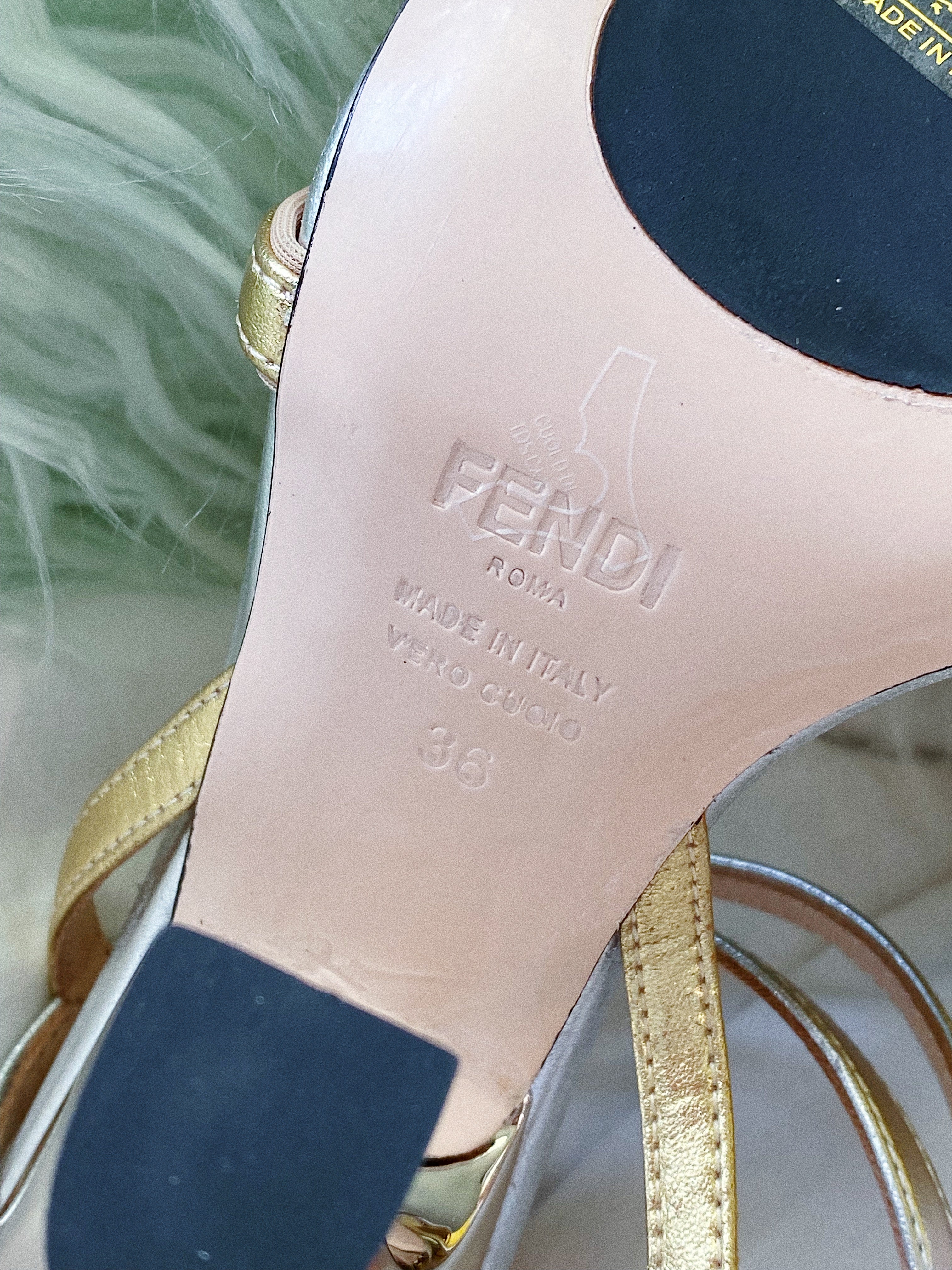 [TOP] FENDI FENDI Colibri Strappy Metalic High Heels - Gold