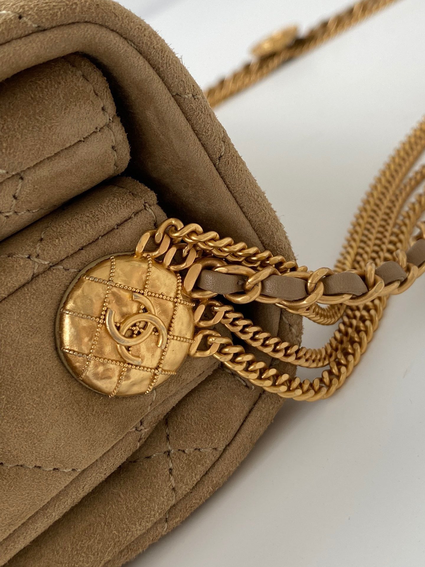 [TOP] CHANEL 19 Bag Coin Chain Small 26CM - Tan