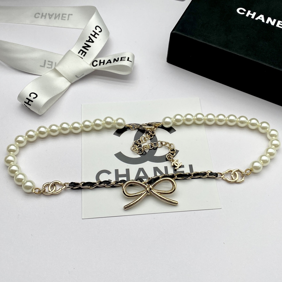 [TOP] CHANEL Pearl Necklace