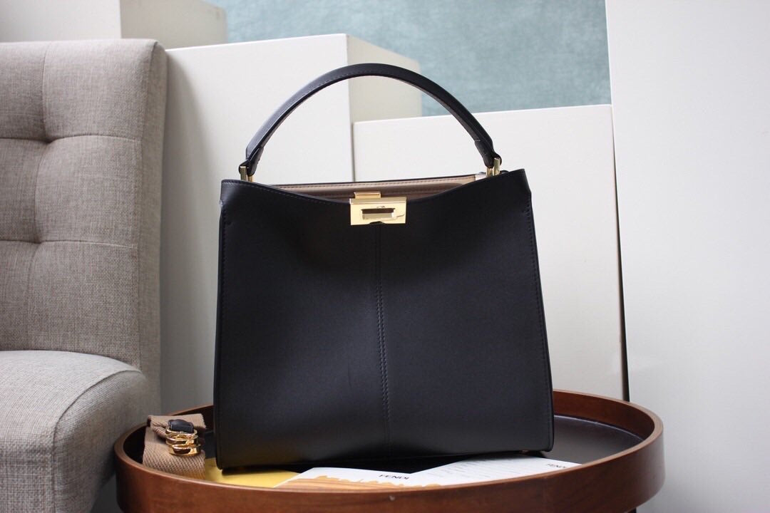 [TOP] FENDI  Peekaboo Medium X-Lite Bag - Black