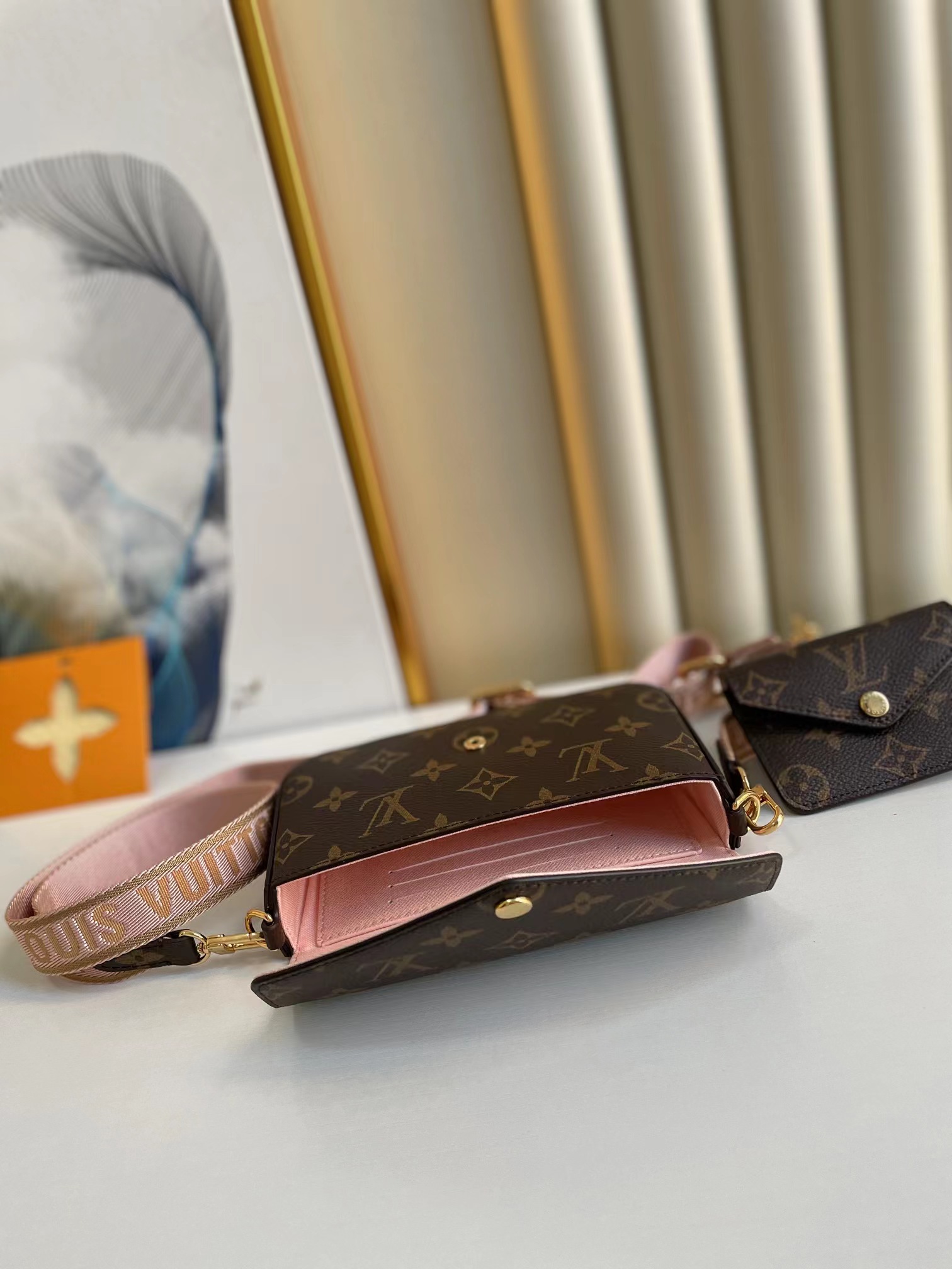 [TOP] Louis Vuitton LV Felicie Strap & Go Monogram 17×10×4cm - PINK/Green