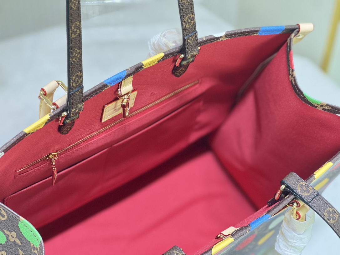 [TOP] Louis Vuitton LV LV X YK On The Go Monogram Bag 3 Sizes-Brown