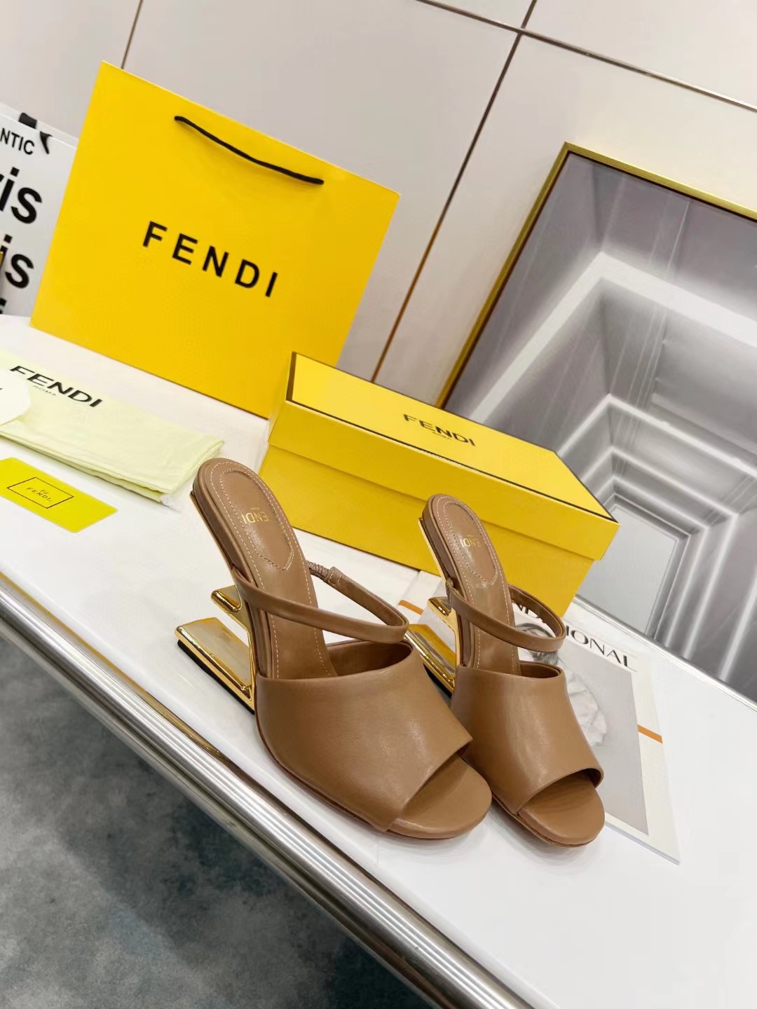 [TOP] FENDI First High Heel - Tan