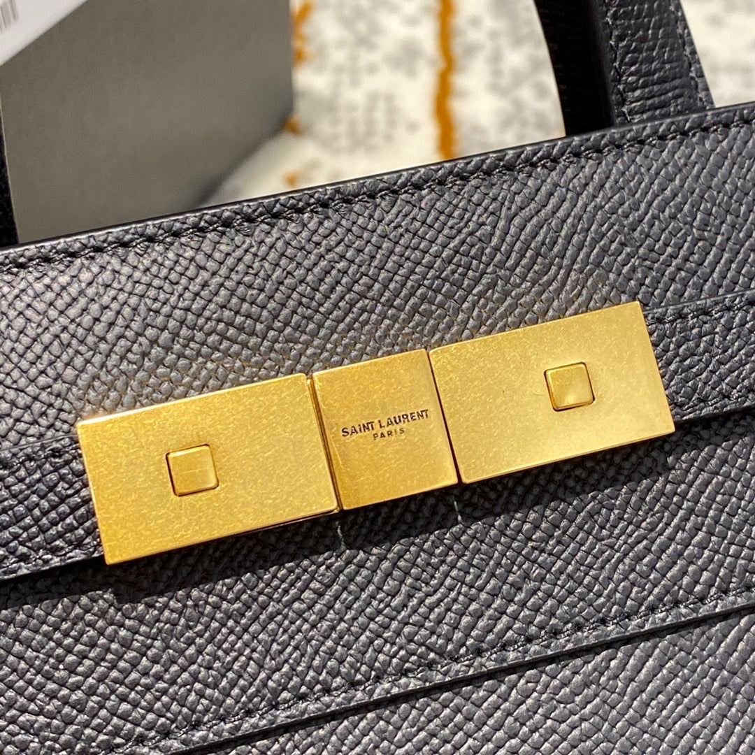 [TOP] Yves Saint Laurent YSL Manhattan Nano - BLACK