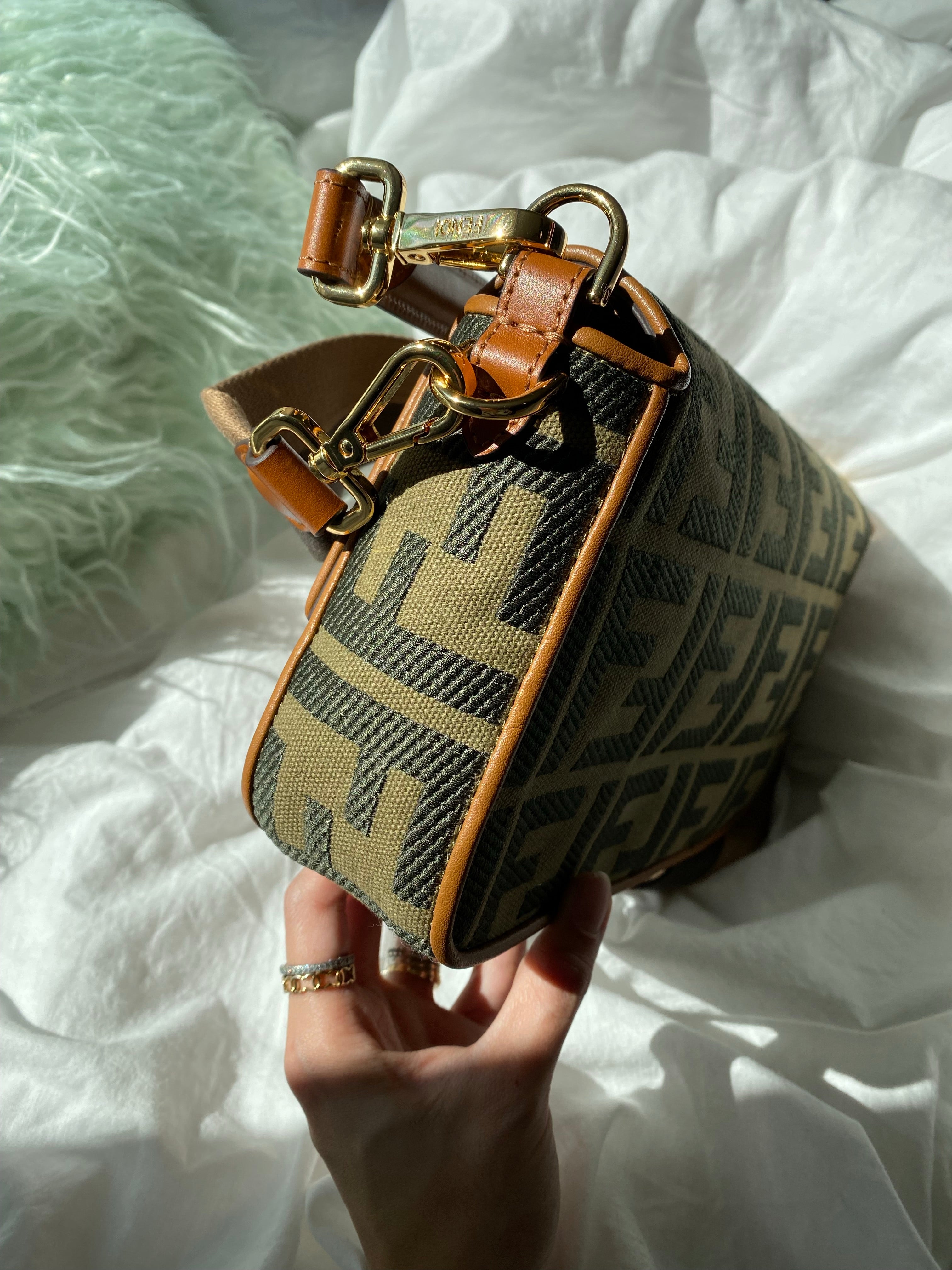 [TOP] FENDI Baguette Canvas Crossbody Bag - Brown