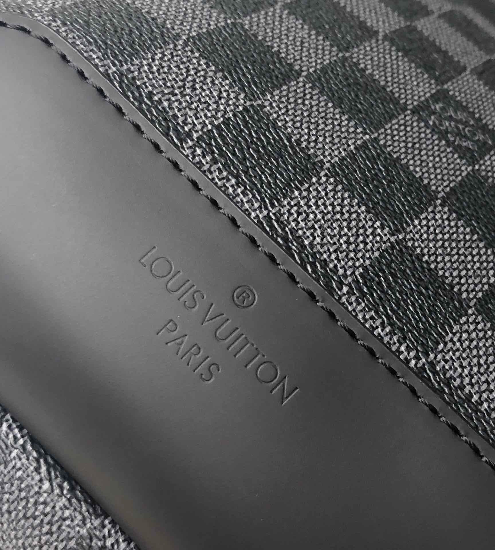 [TOP] Louis Vuitton LV Avenue Damier Ebene Sling Backpack 20x31x10cm- Black