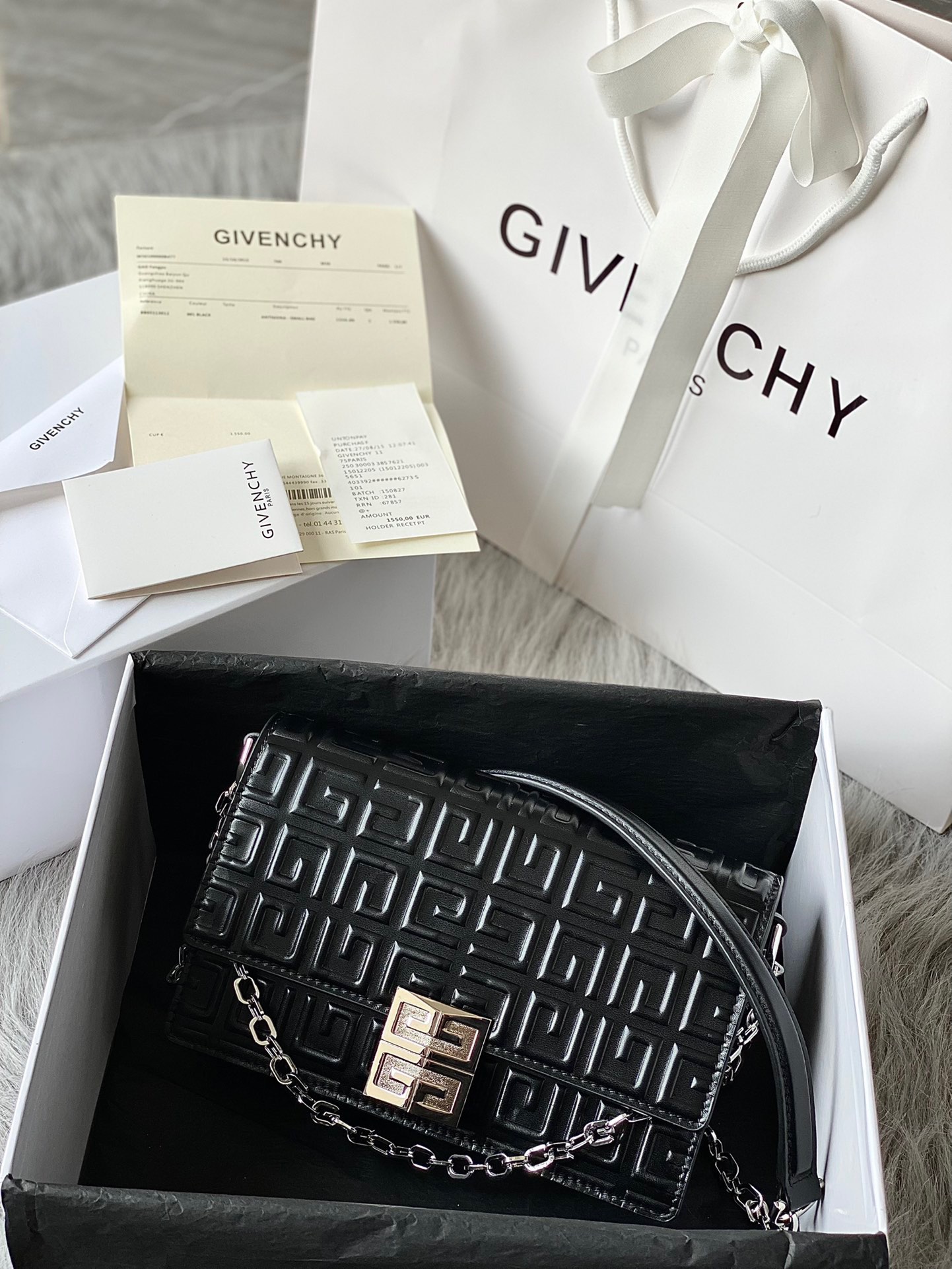 [Top] GIVENCHY 4G Patent Leather With Chain  20*13*5 - Black