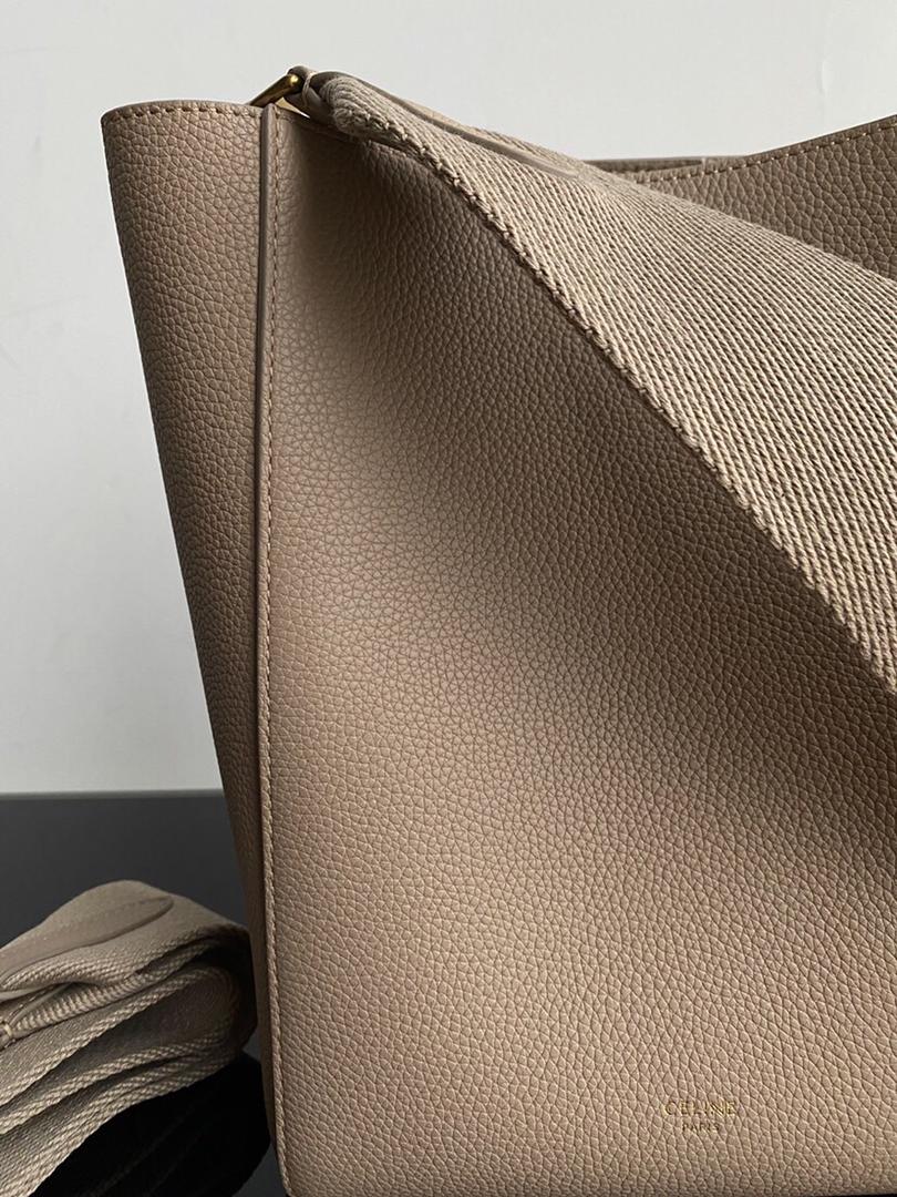 [TOP] CELINE Sangle Small Grainy Bucket Bag - Taupe