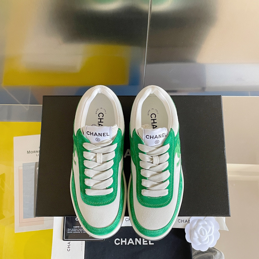 [TOP] CHANEL Two Tone Sneaker - 6 Colours