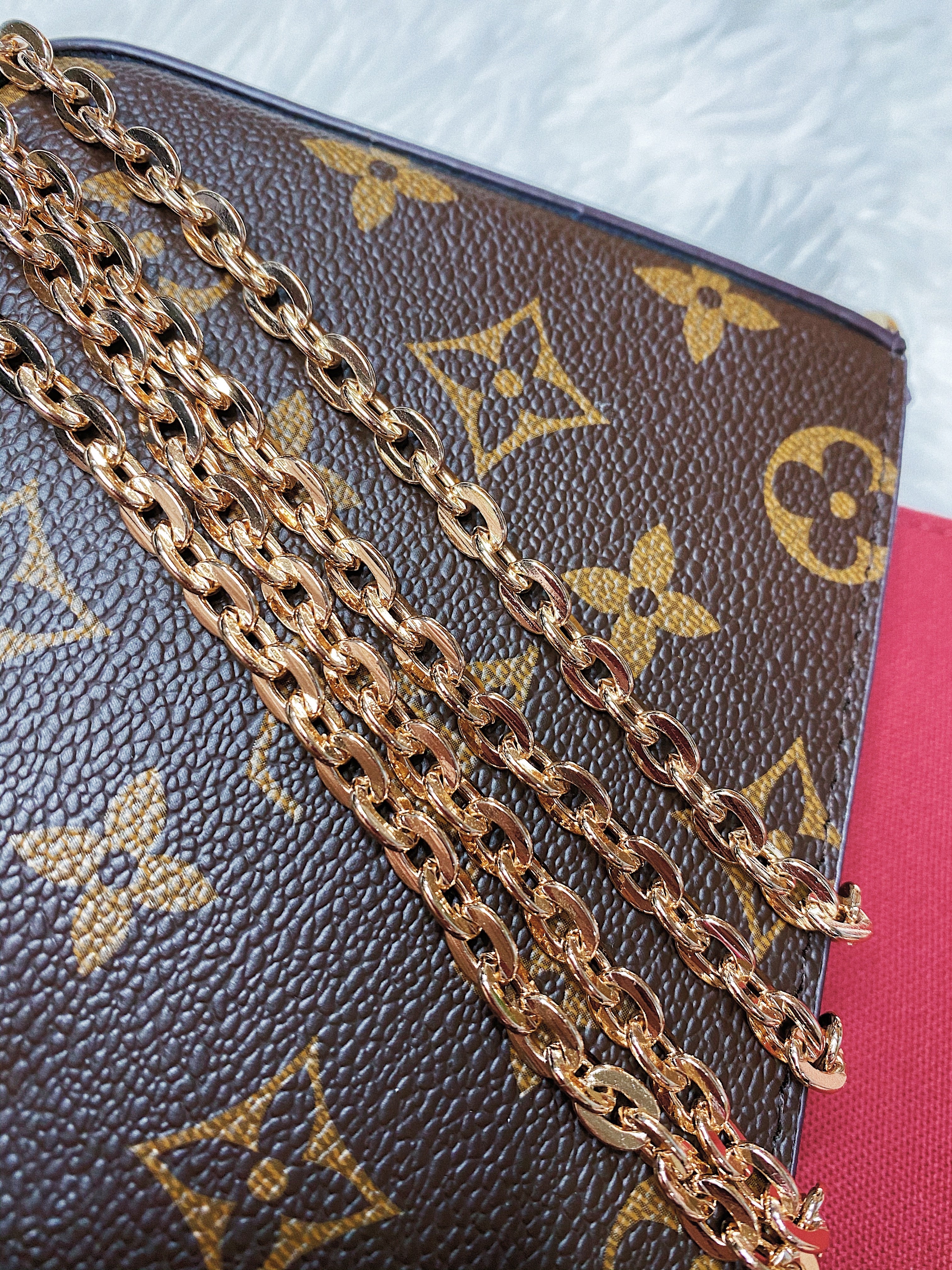 [TOP] Louis Vuitton LV £V Felicie Bag 21X12X3cm- DARK PINK