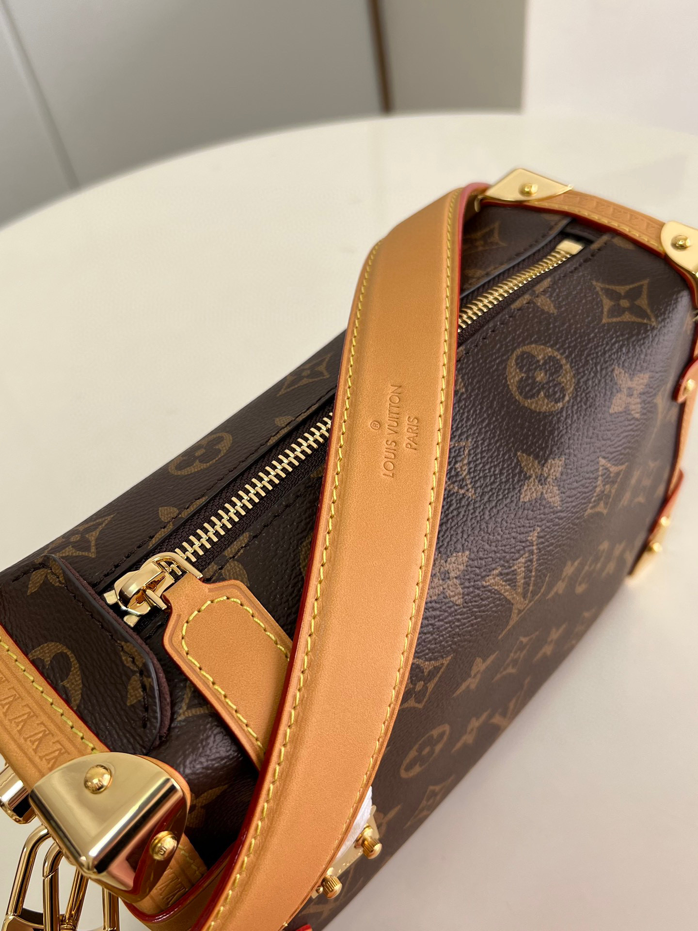 [TOP] Louis Vuitton LV Side Trunk Bag PM 23.5*8.5*16cm - Monogram
