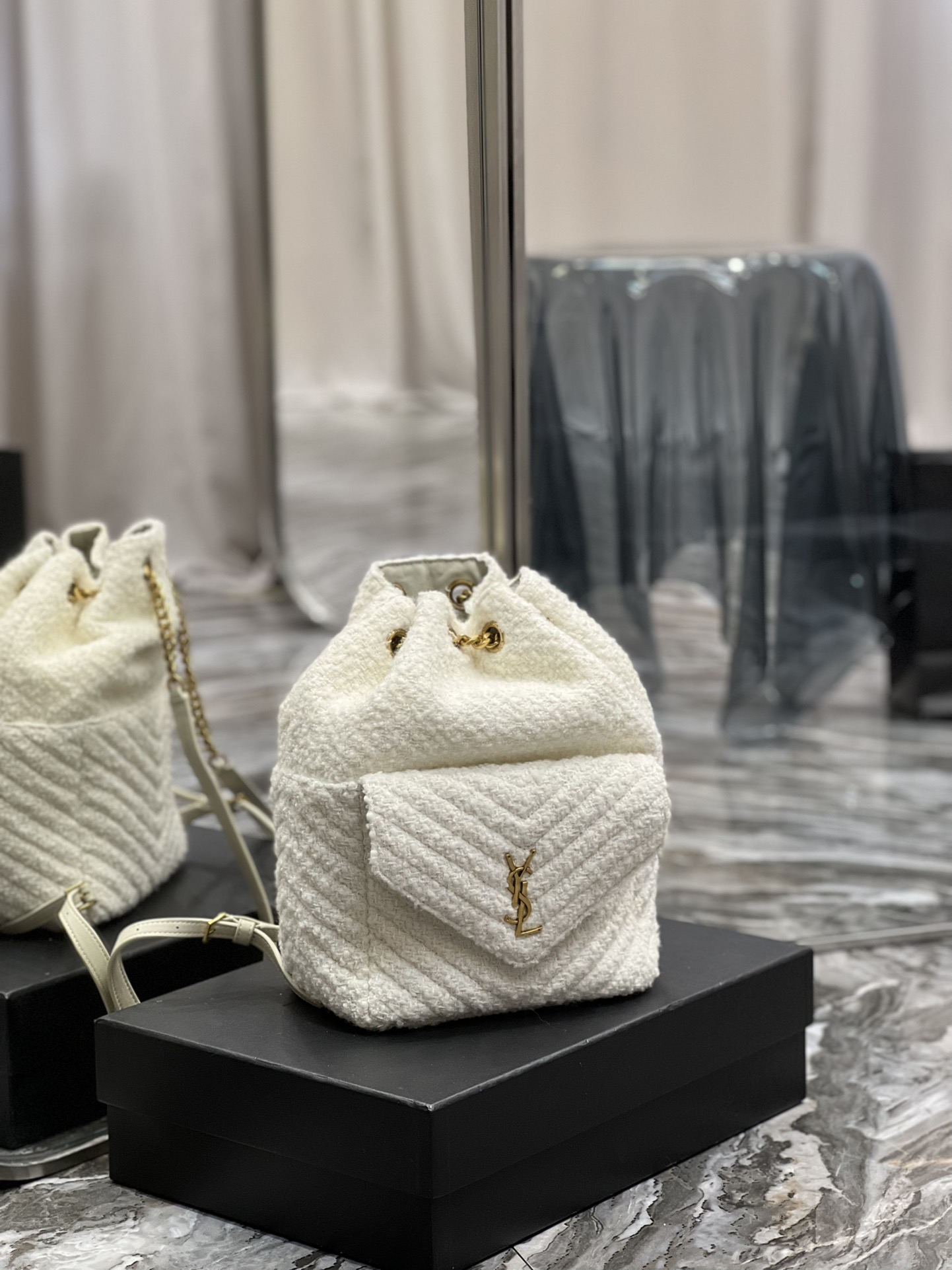 [TOP] Yves Saint Laurent YSL Joe Plush Backpack 22×29×15cm - White