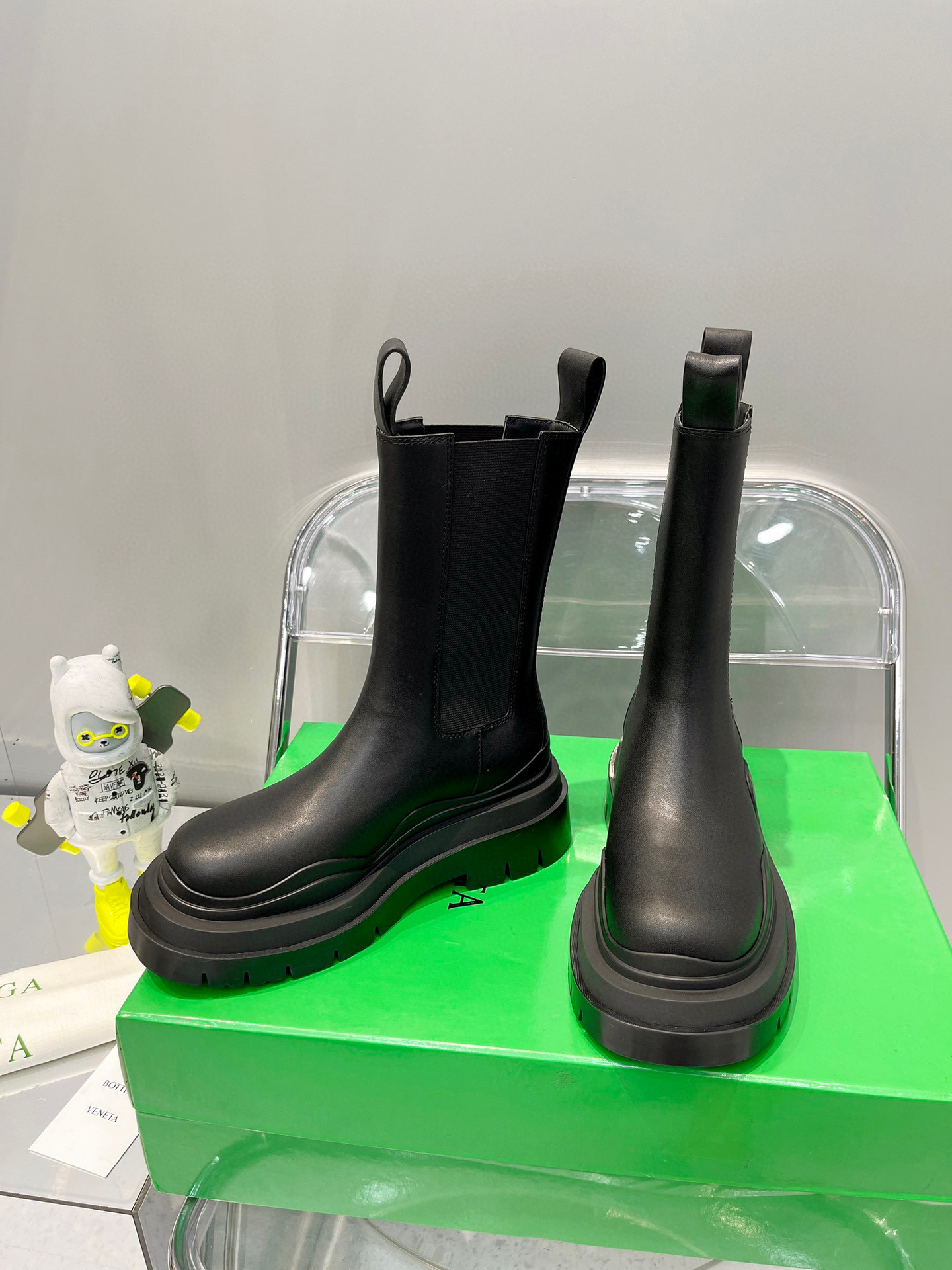 [TOP] Bottega Veneta BV Tire Chelsea Boot - Six Colours